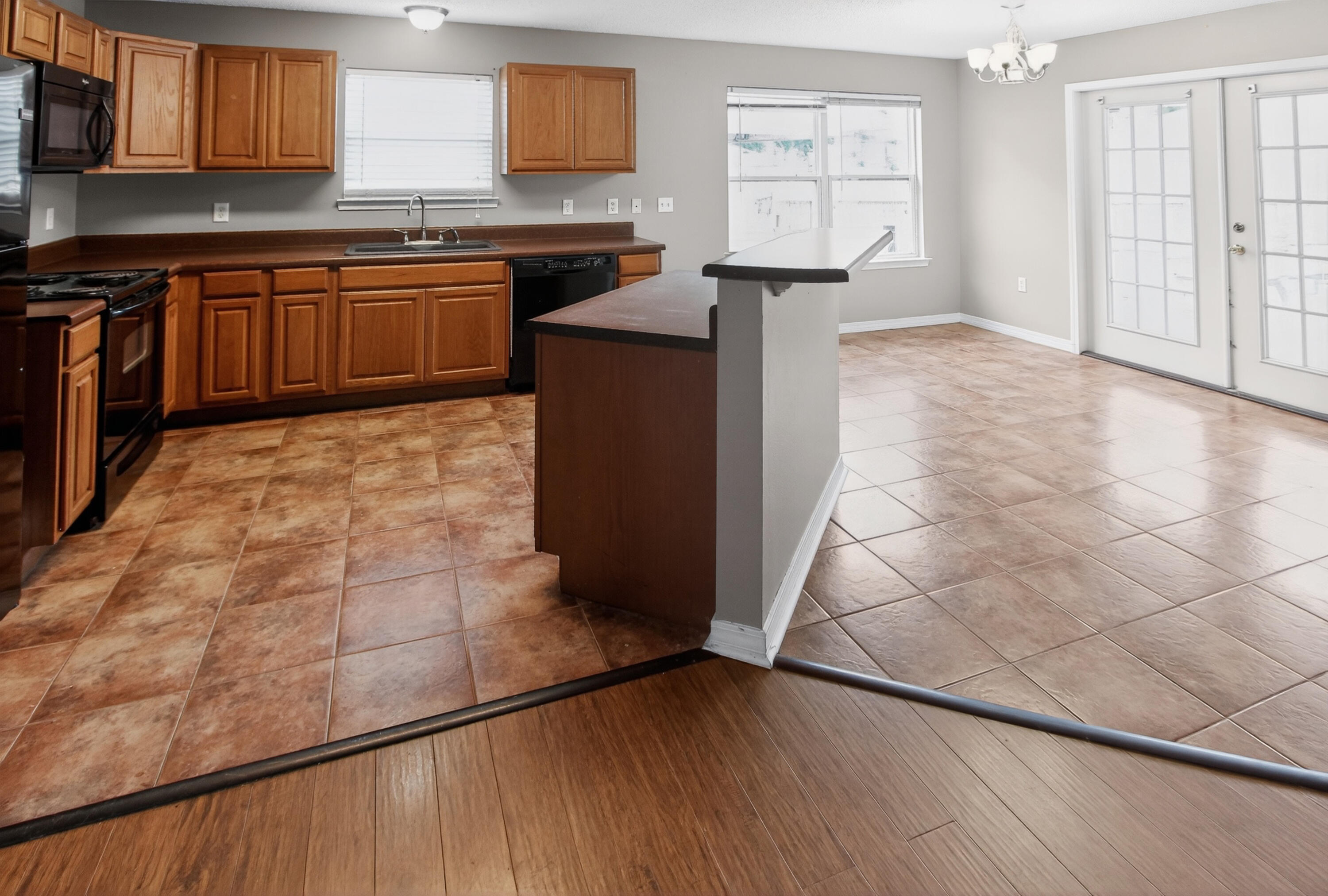METES & BOUNDS - Residential Lease