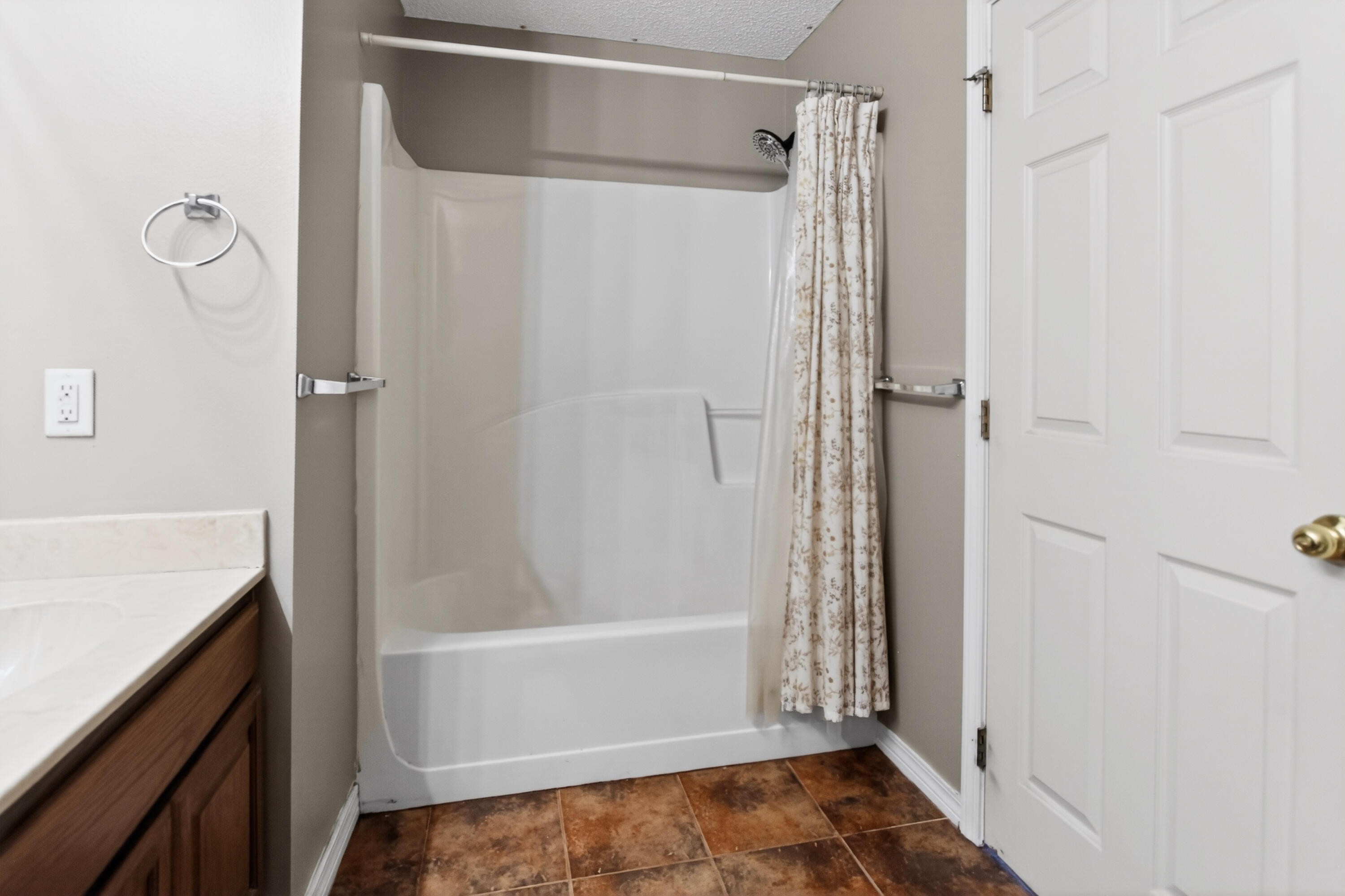 METES & BOUNDS - Residential Lease