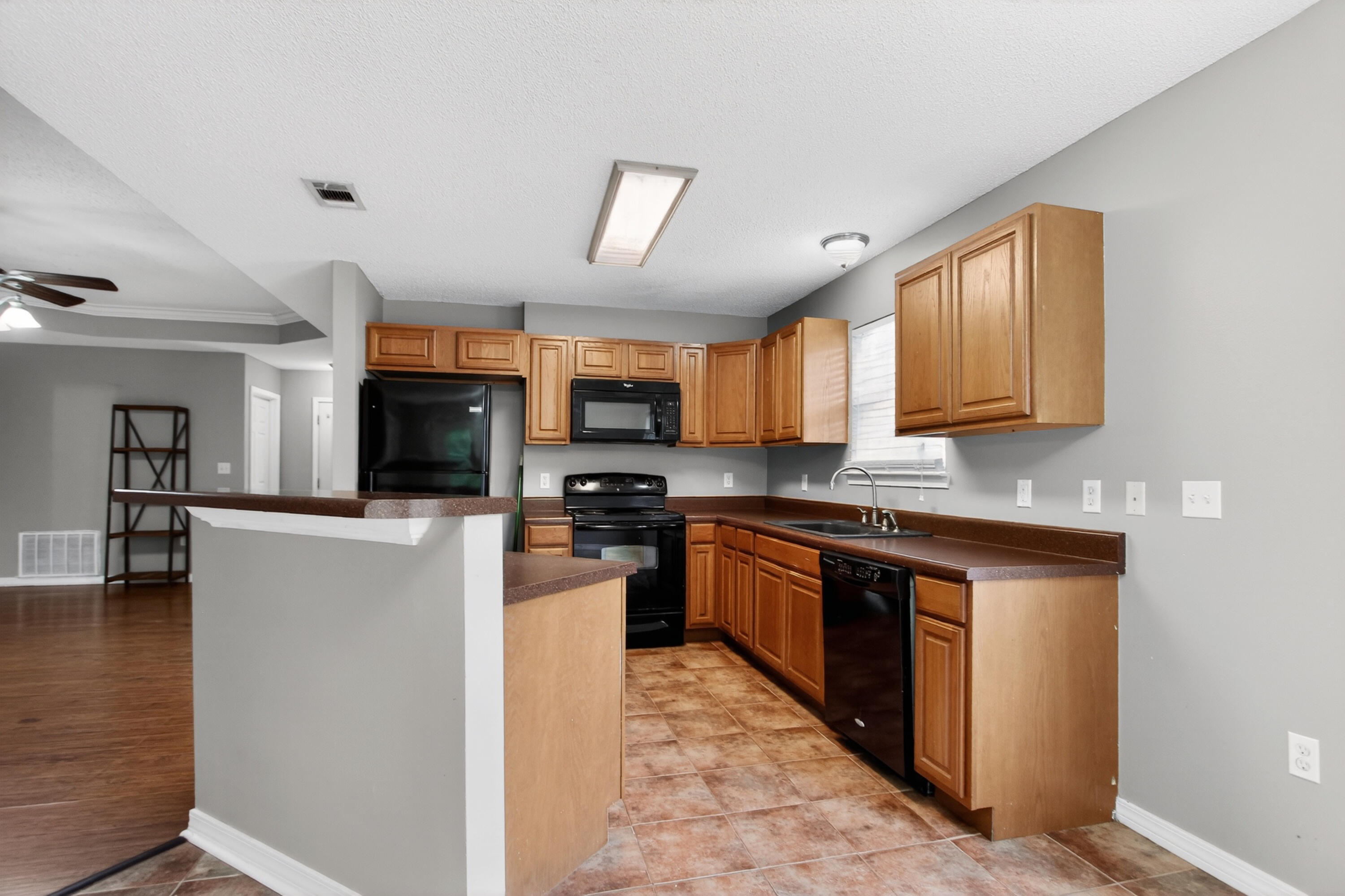 METES & BOUNDS - Residential Lease