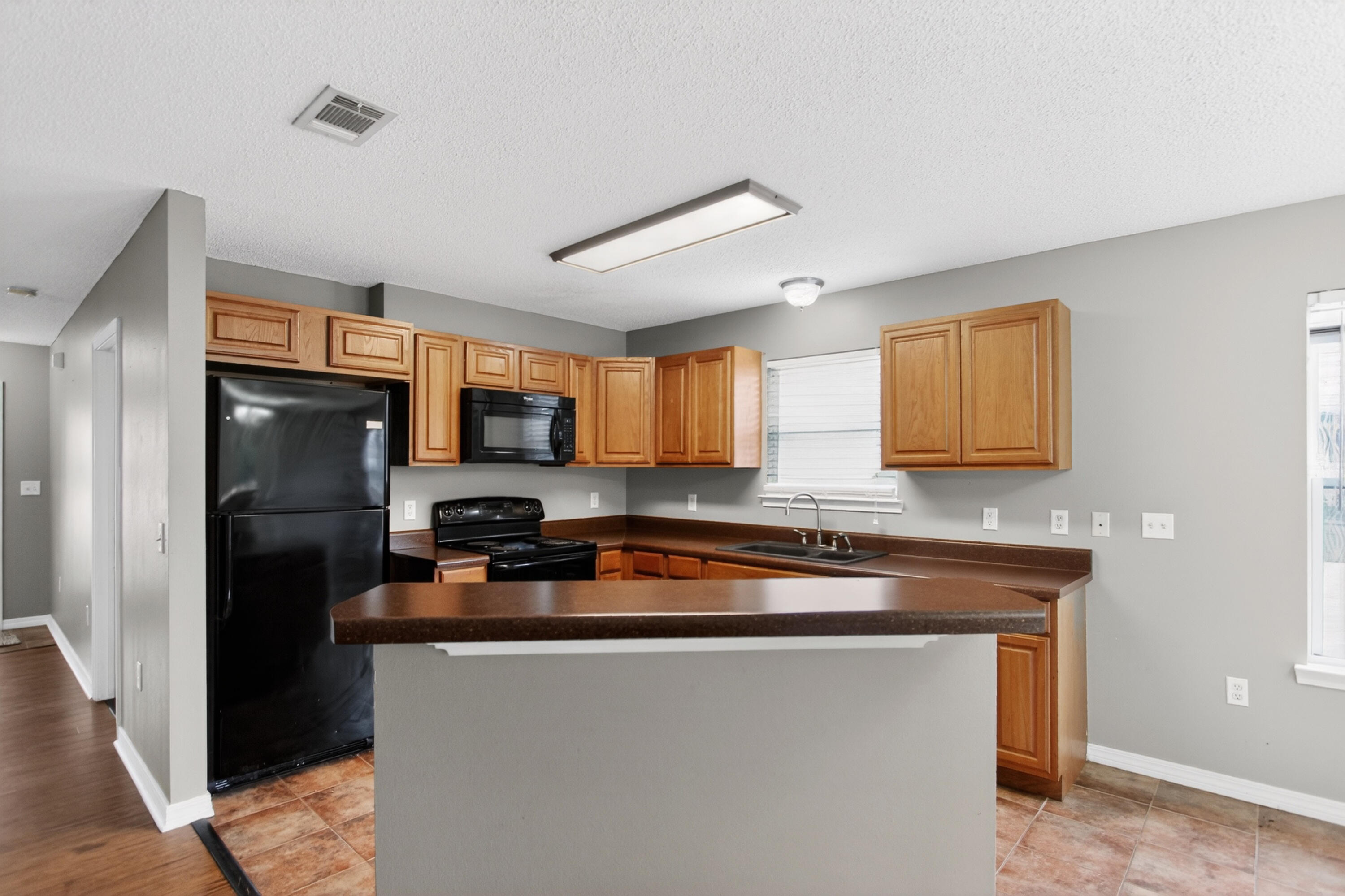 METES & BOUNDS - Residential Lease