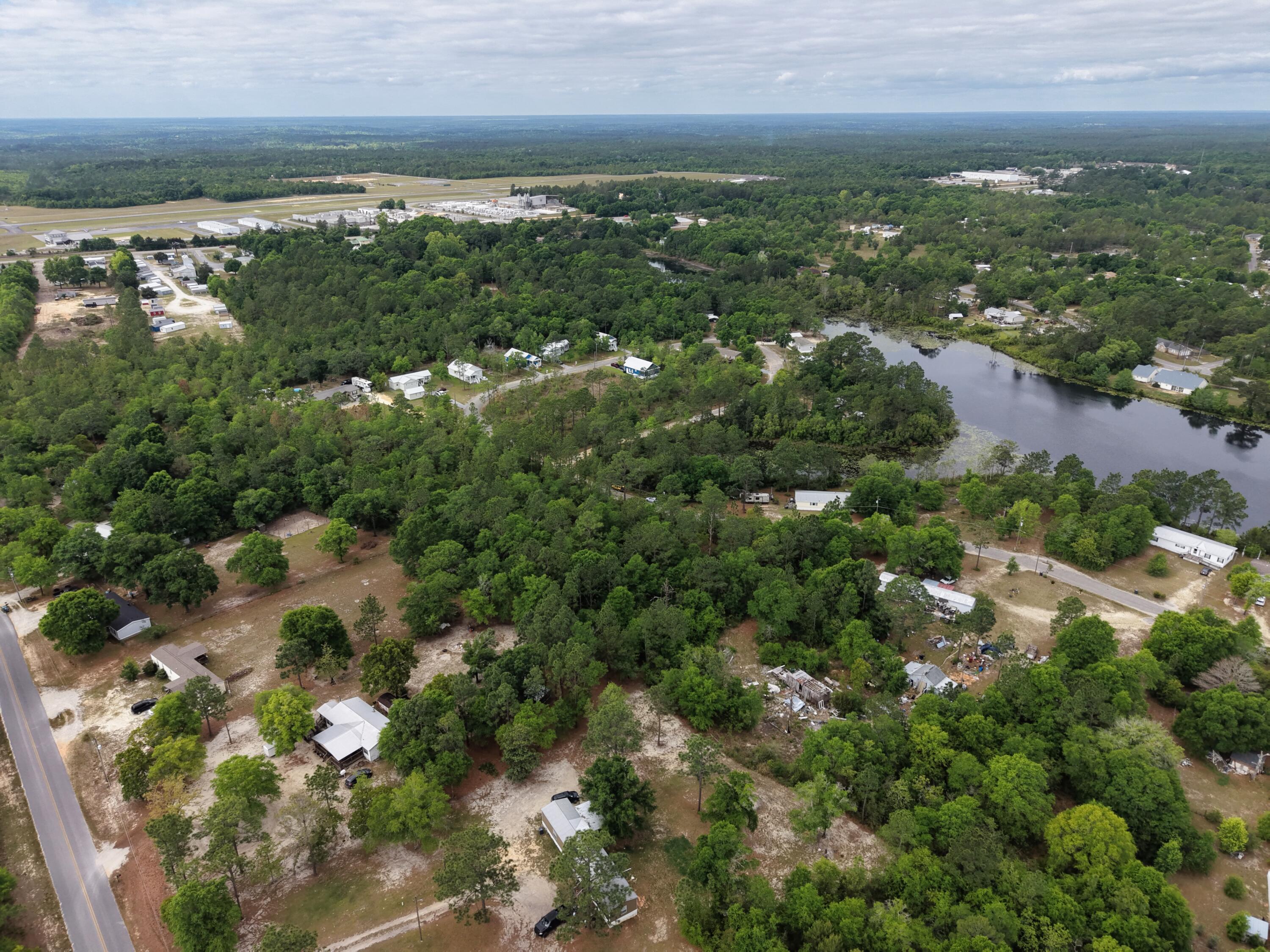 OAKWOOD LAKES ESTATES - Land