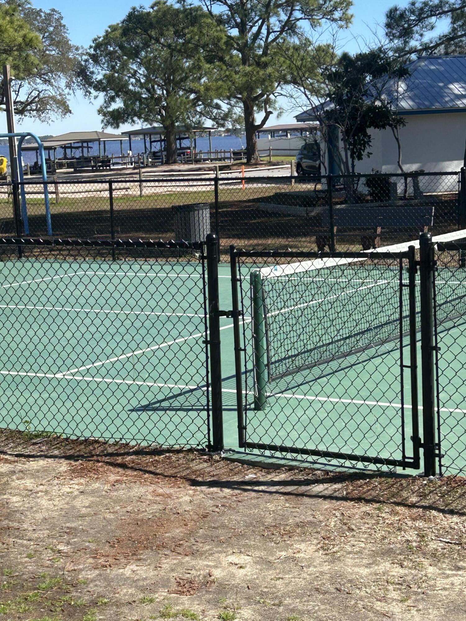 BAYSHORE GARDENS - Land