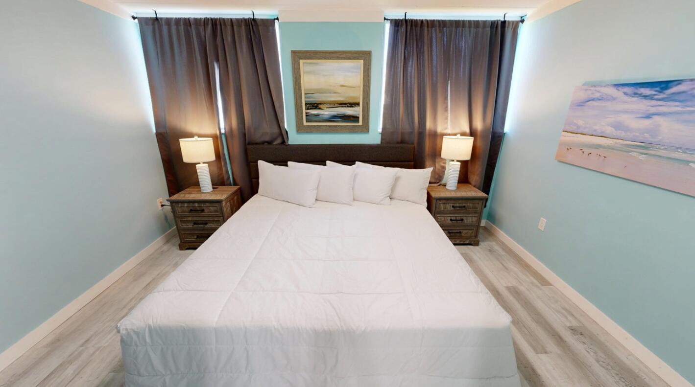 SEA PALM CONDO - Residential