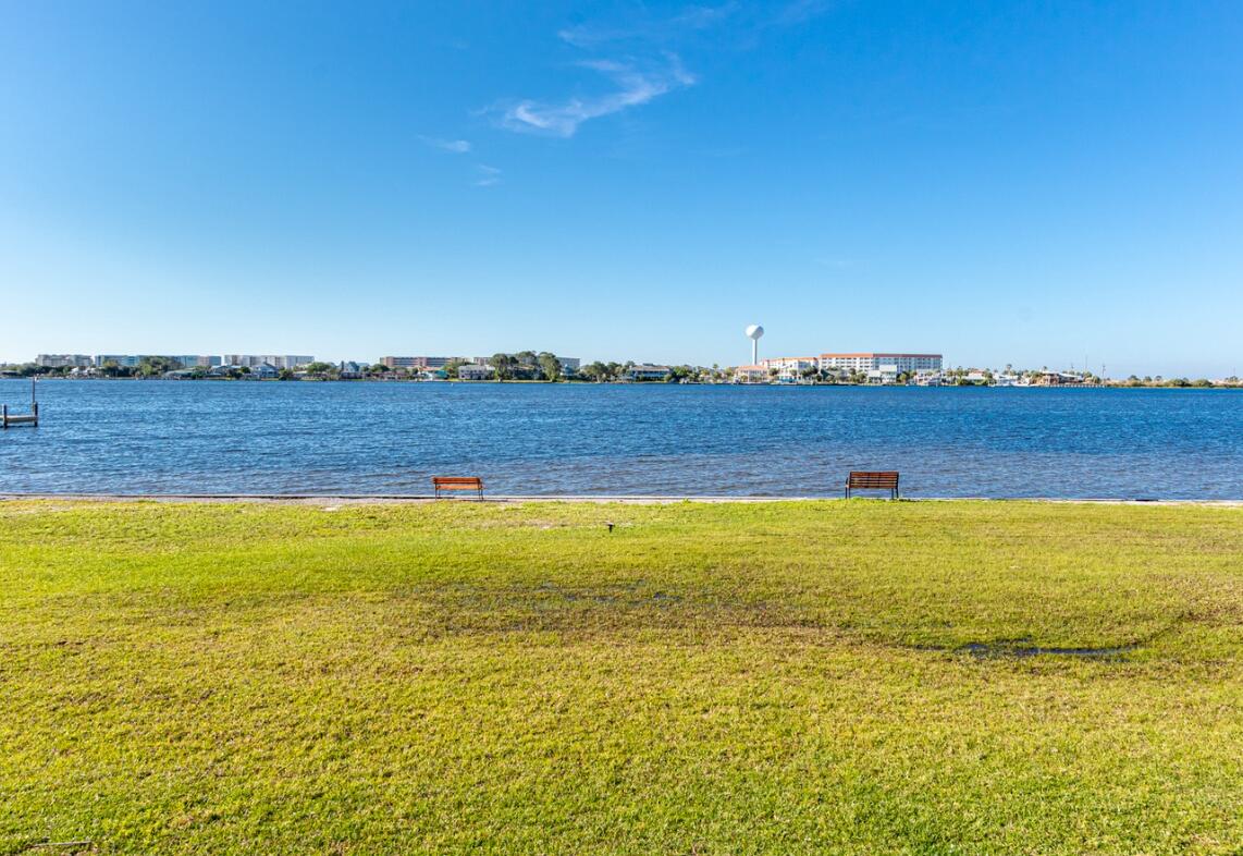 SEA PALM CONDO - Residential