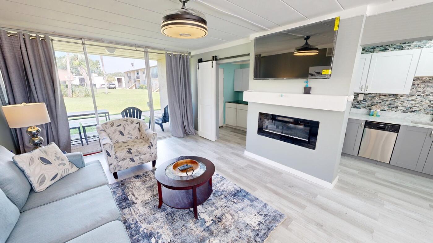 SEA PALM CONDO - Residential