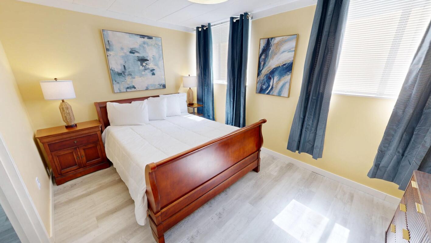 SEA PALM CONDO - Residential