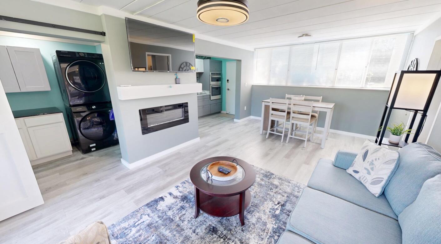 SEA PALM CONDO - Residential