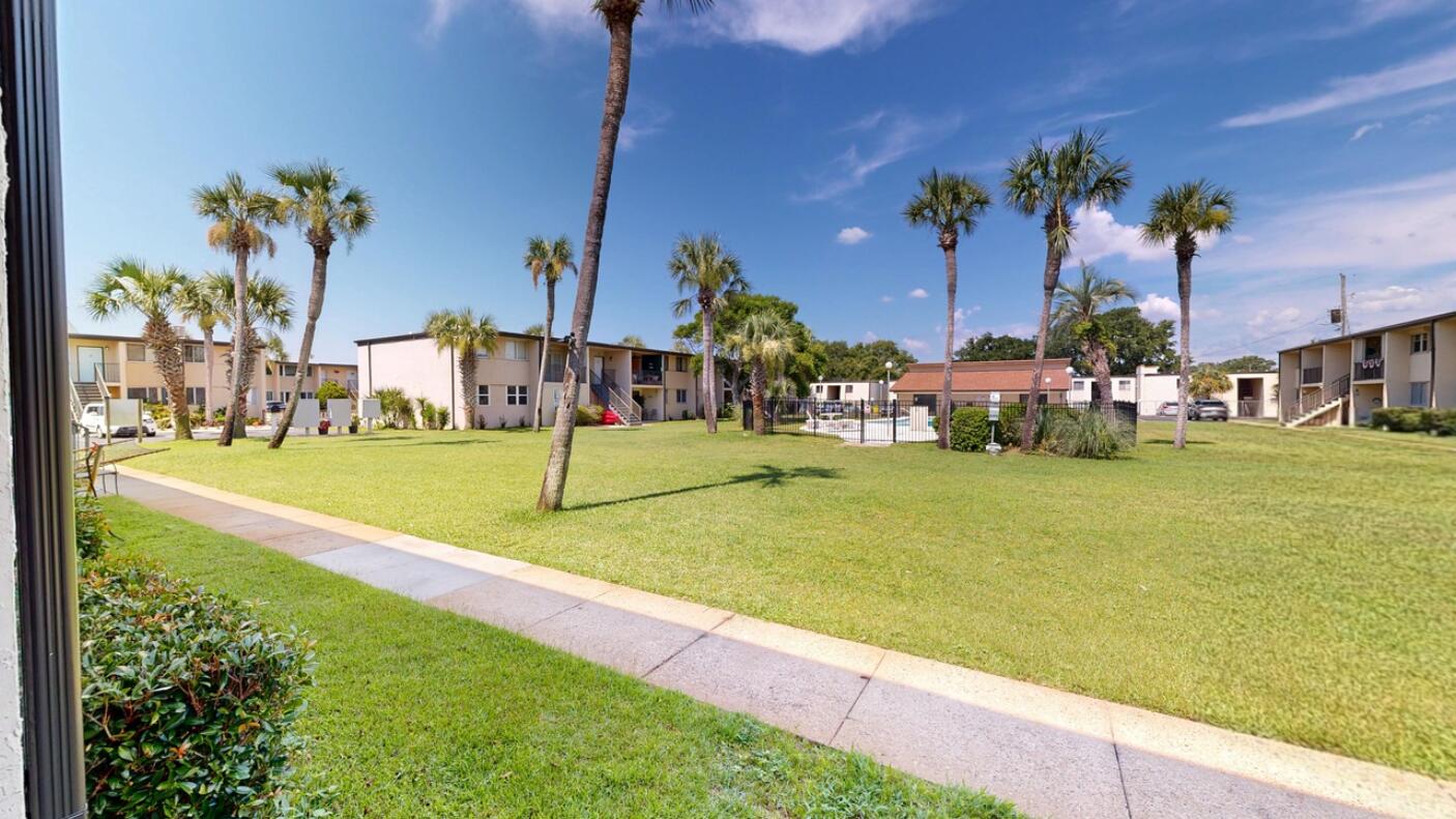 SEA PALM CONDO - Residential