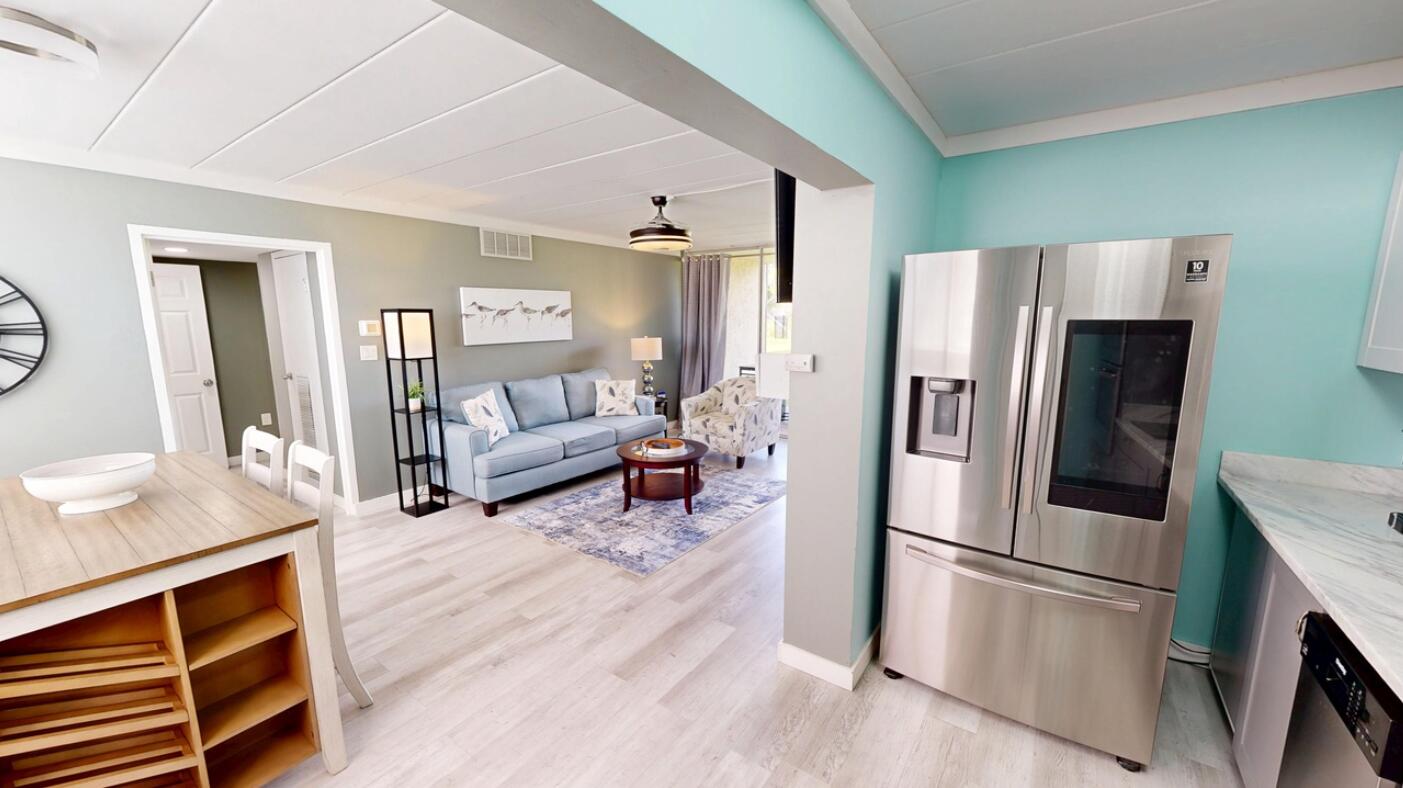 SEA PALM CONDO - Residential