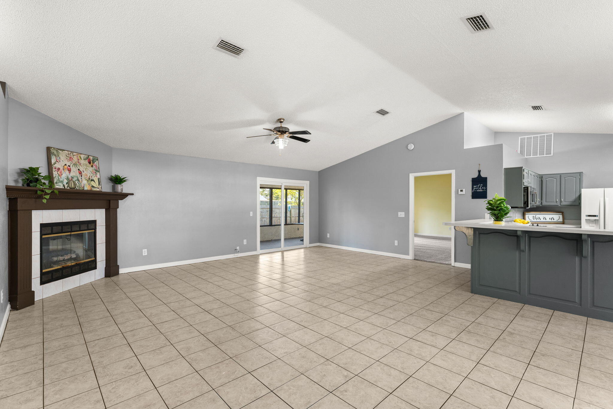 NORTH LAGOON OAKS 5th Addition - Residential