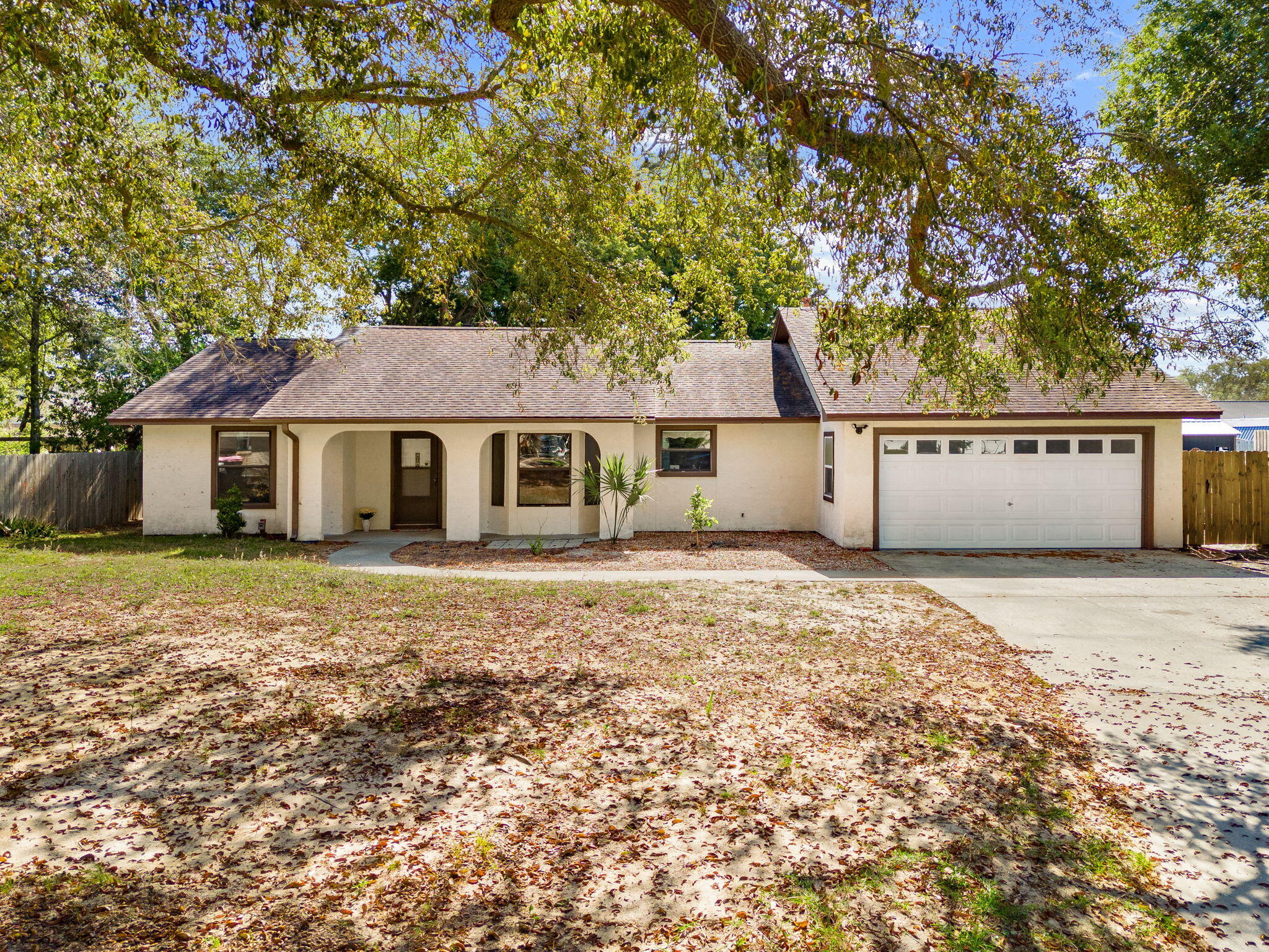 NORTH LAGOON OAKS 5th Addition - Residential