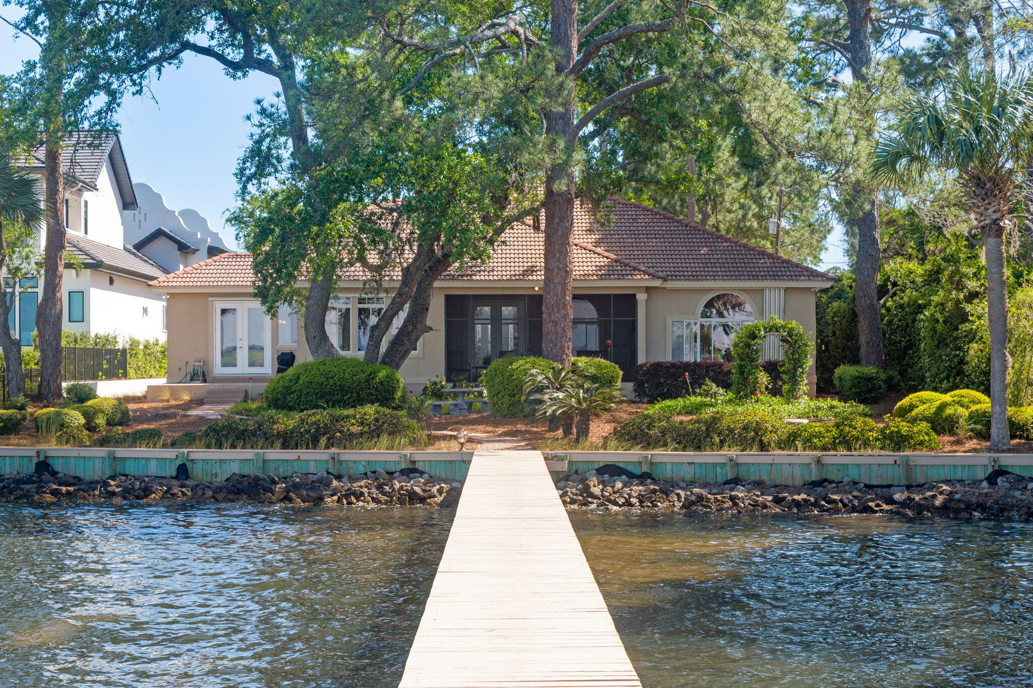 BAYSIDE - Residential