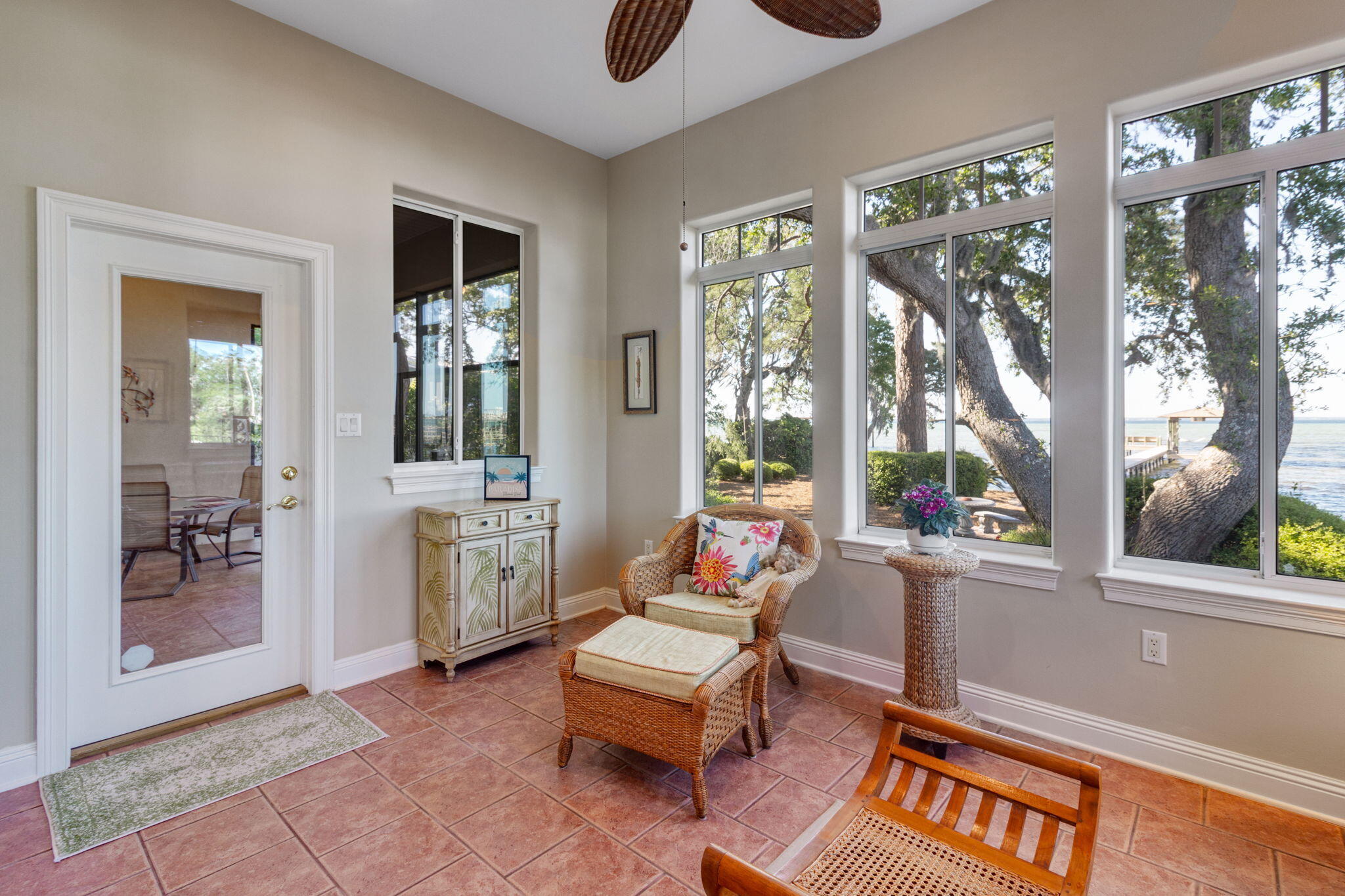 BAYSIDE - Residential