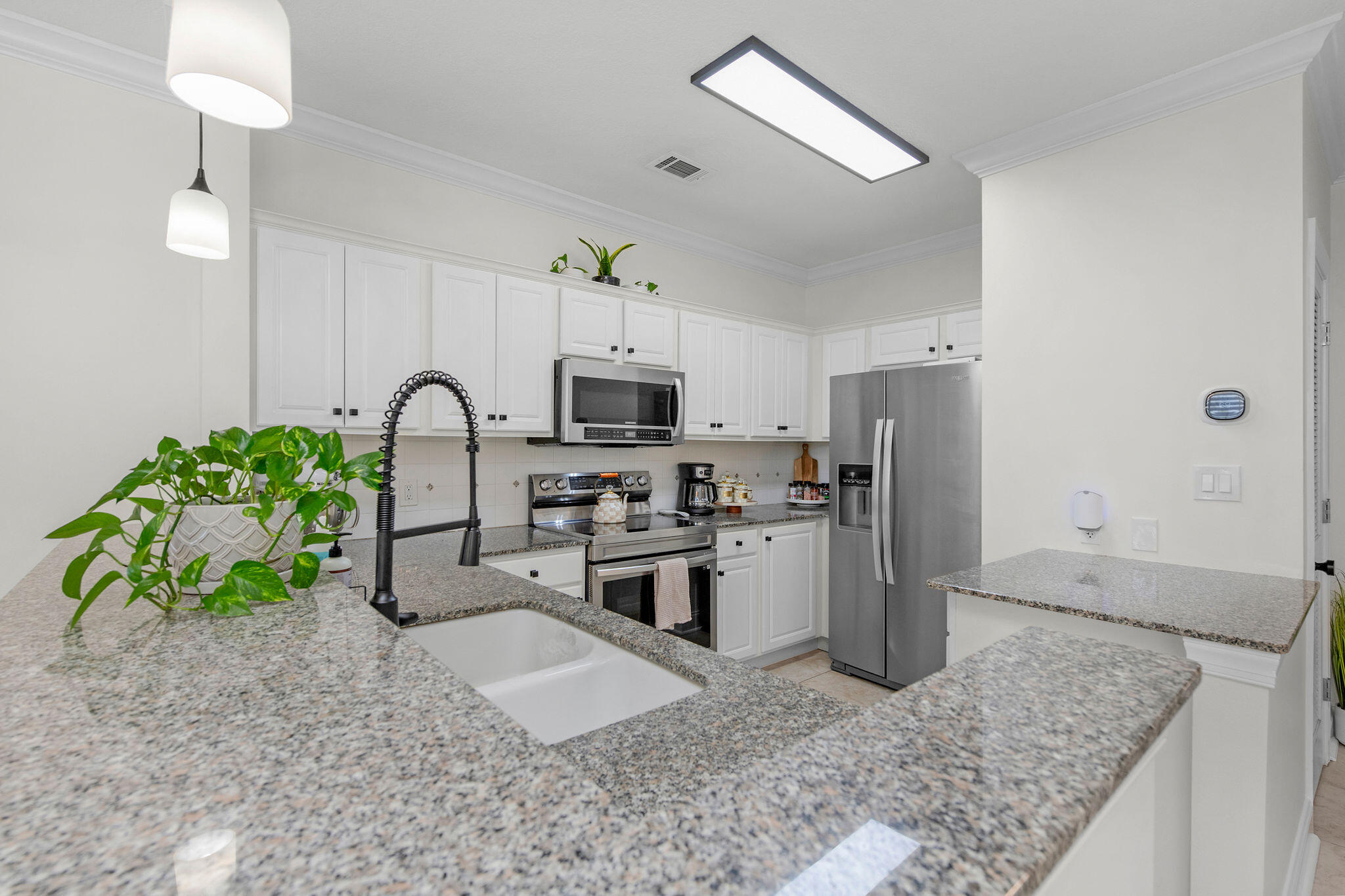 The French Quarters Condo - Residential