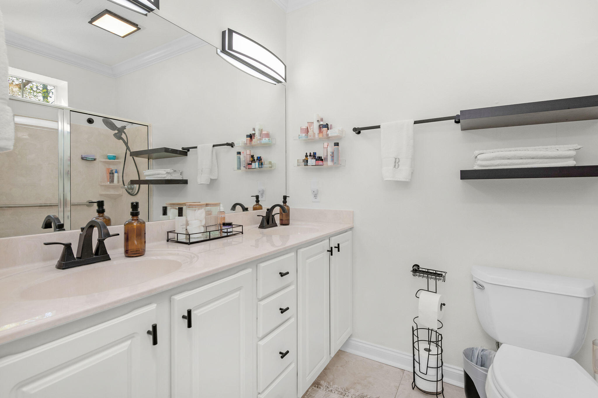 The French Quarters Condo - Residential