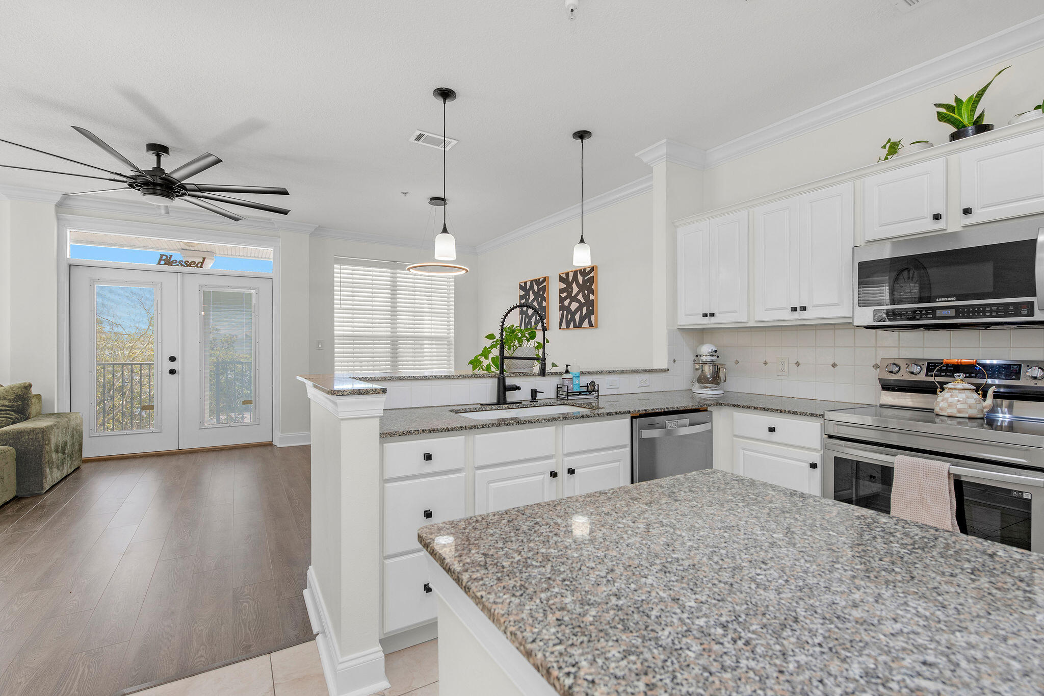 The French Quarters Condo - Residential