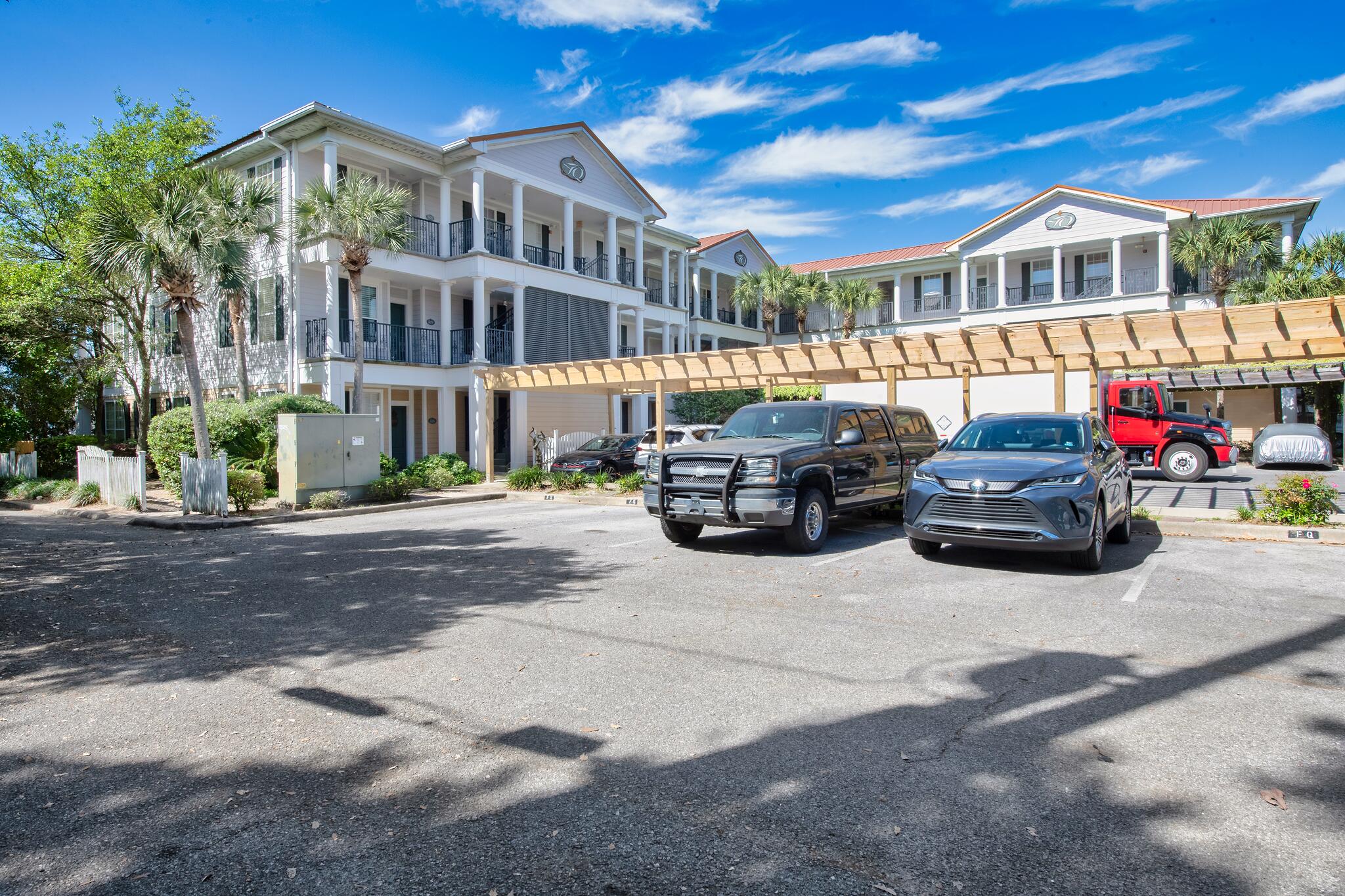 The French Quarters Condo - Residential