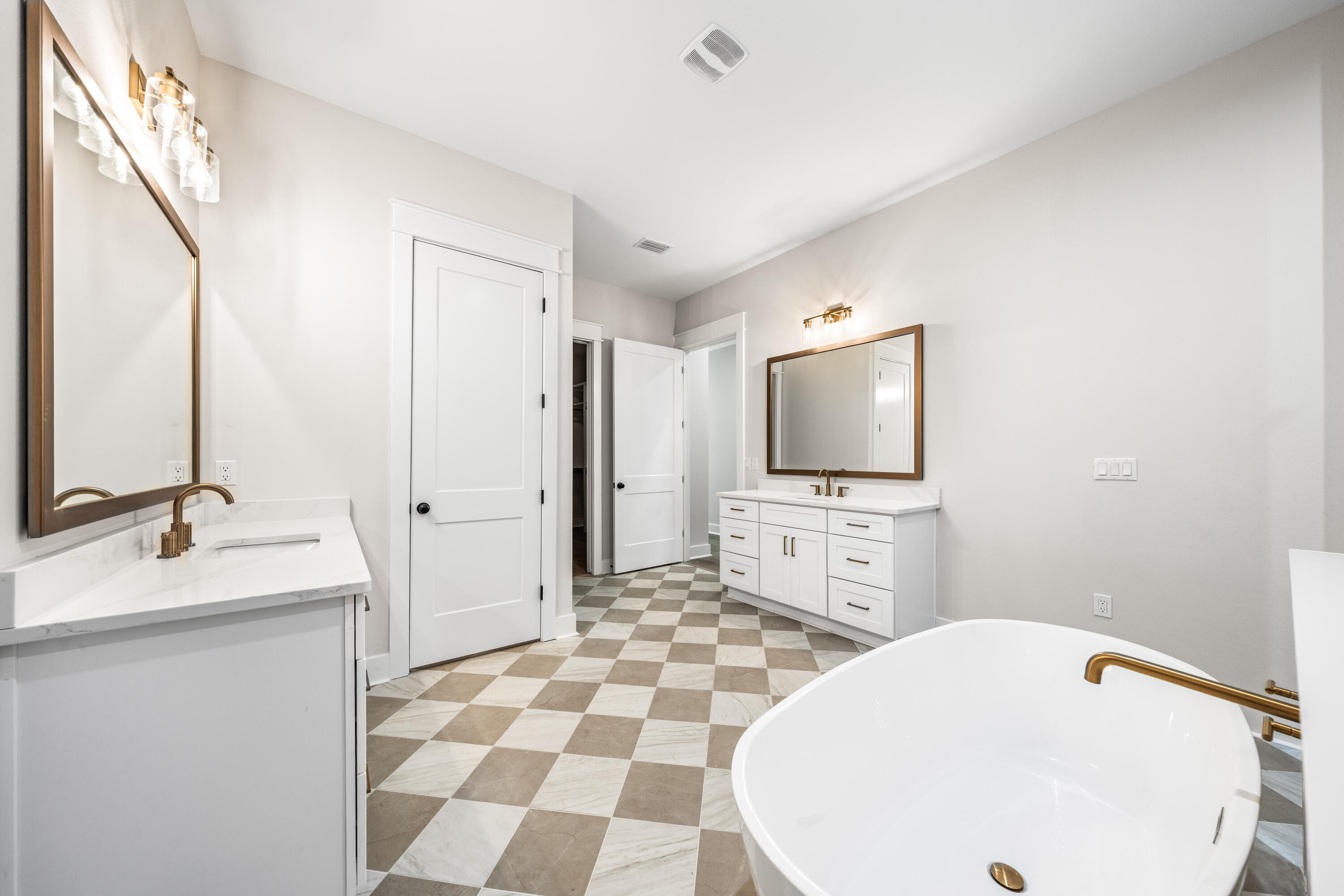 STEAMBOAT LANDING - Residential