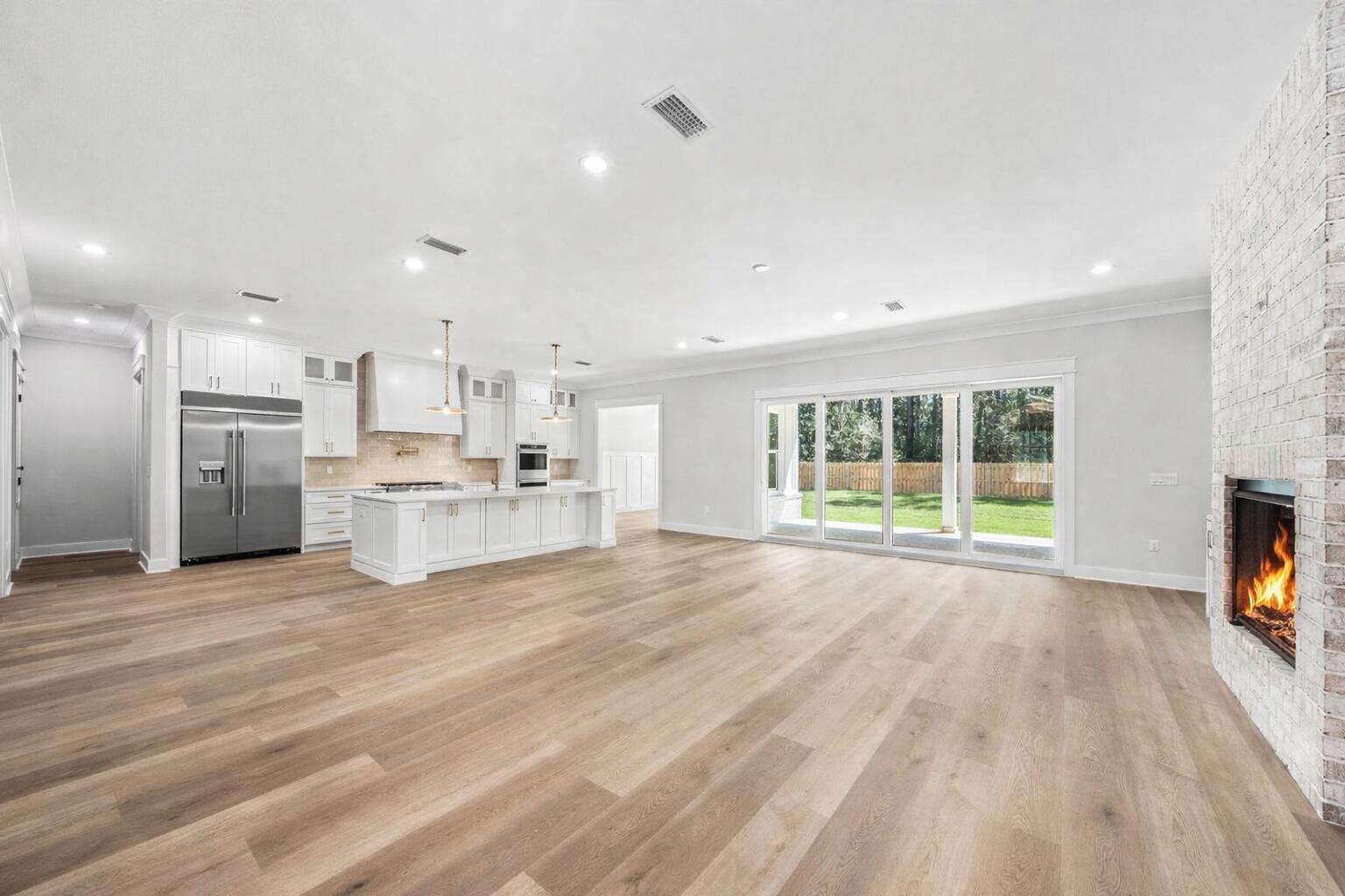 STEAMBOAT LANDING - Residential