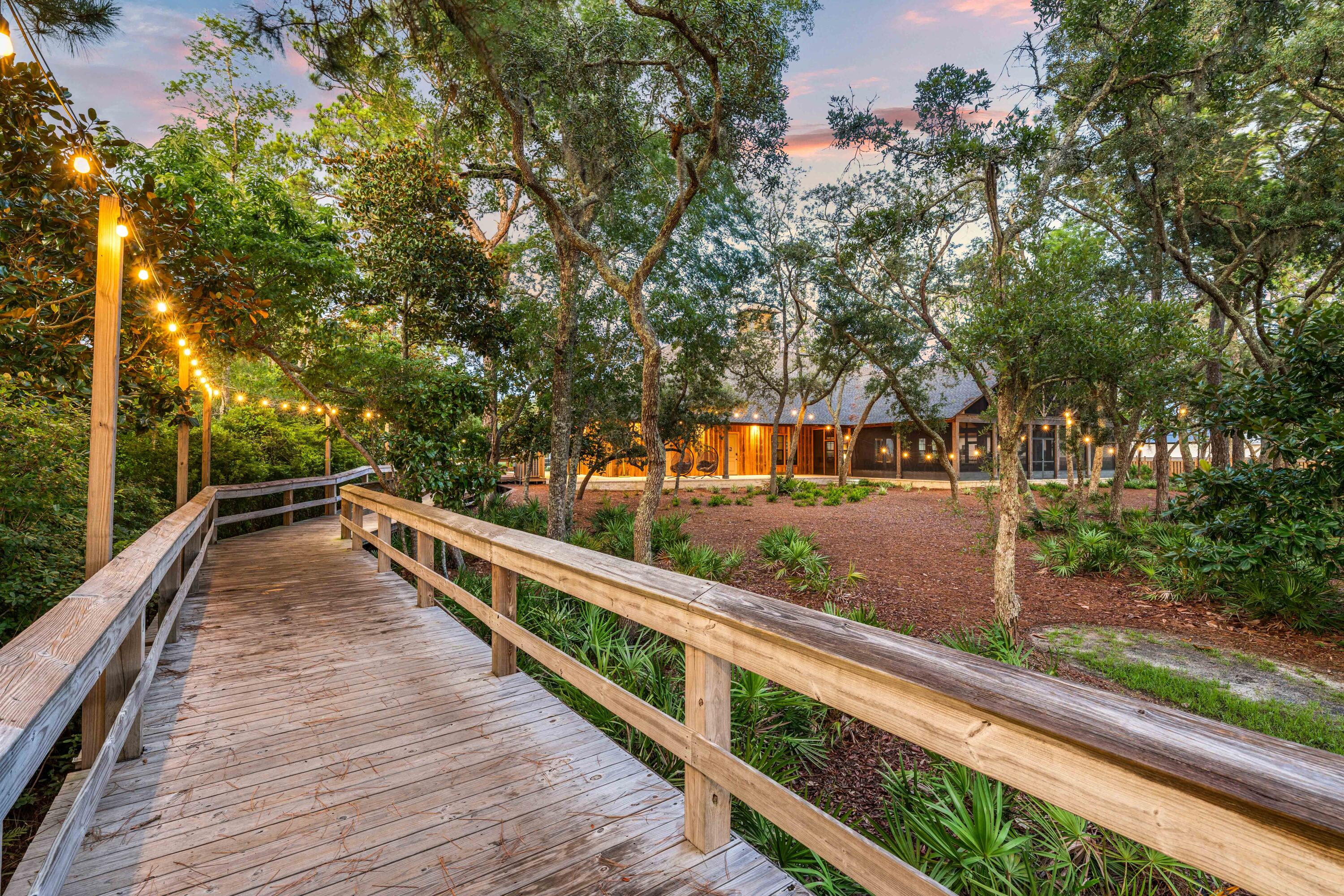 STEAMBOAT LANDING - Residential