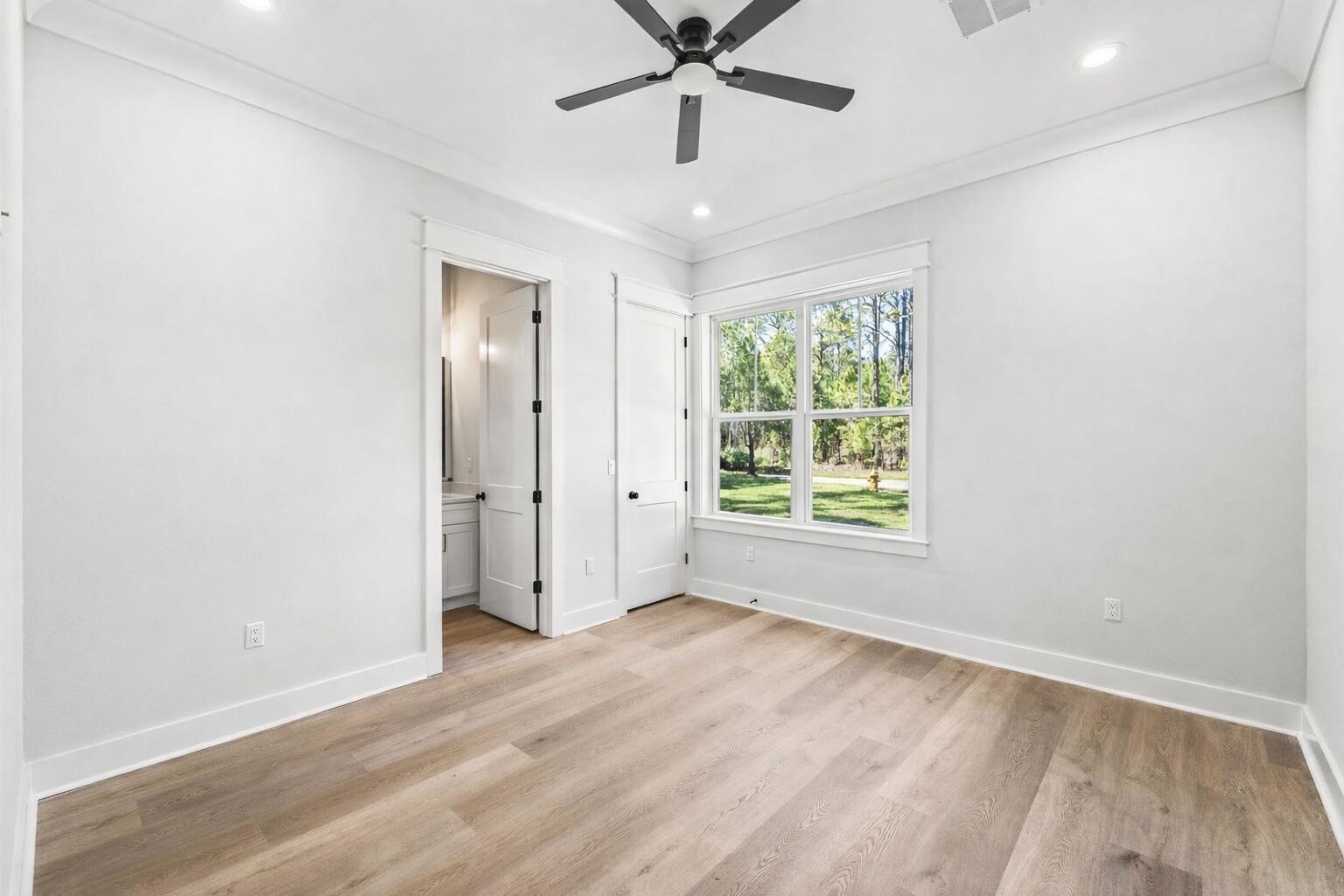 STEAMBOAT LANDING - Residential