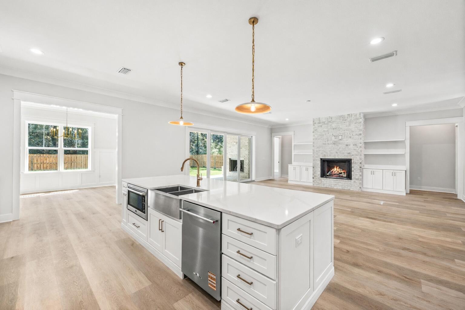 STEAMBOAT LANDING - Residential