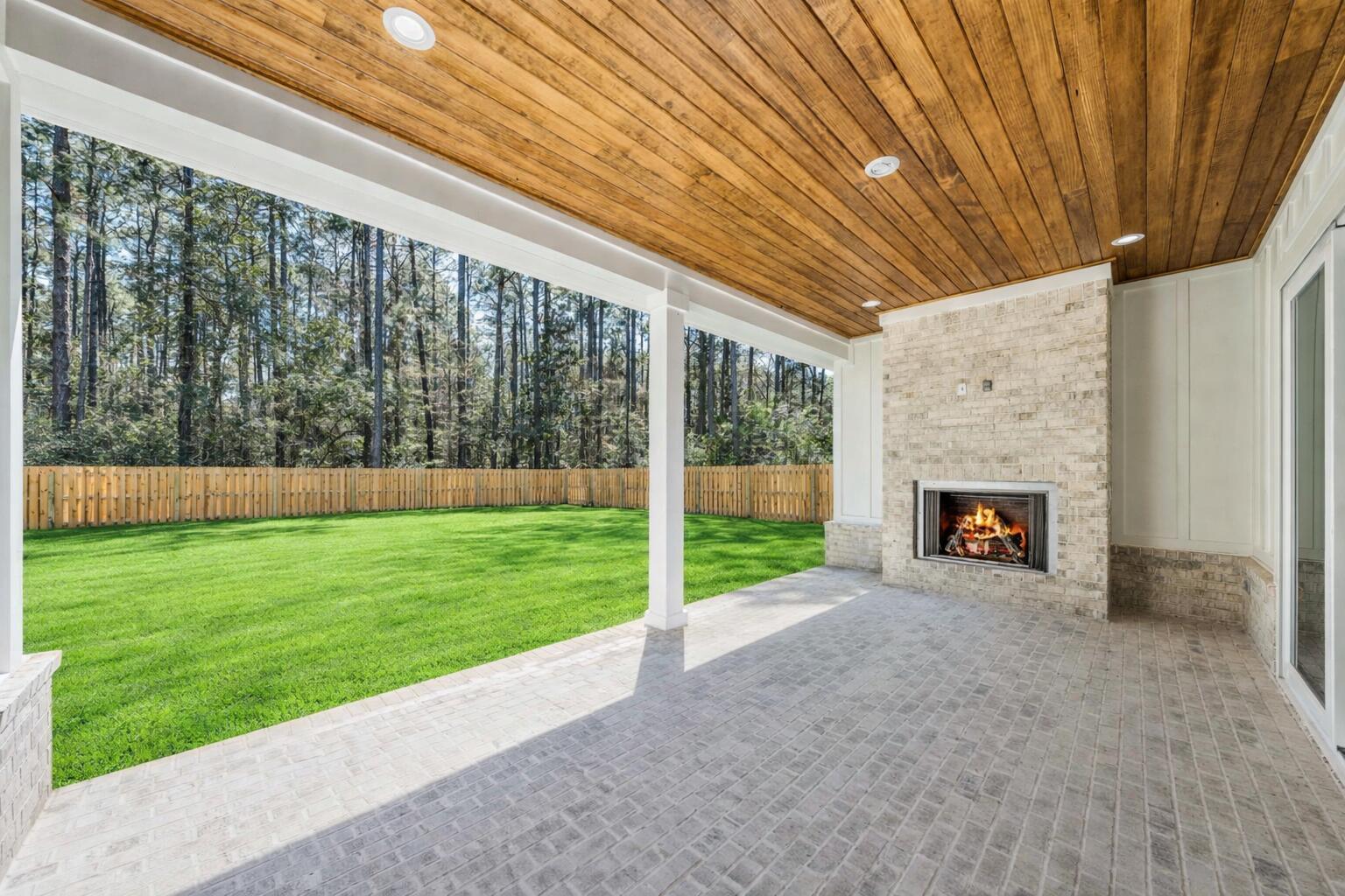 STEAMBOAT LANDING - Residential