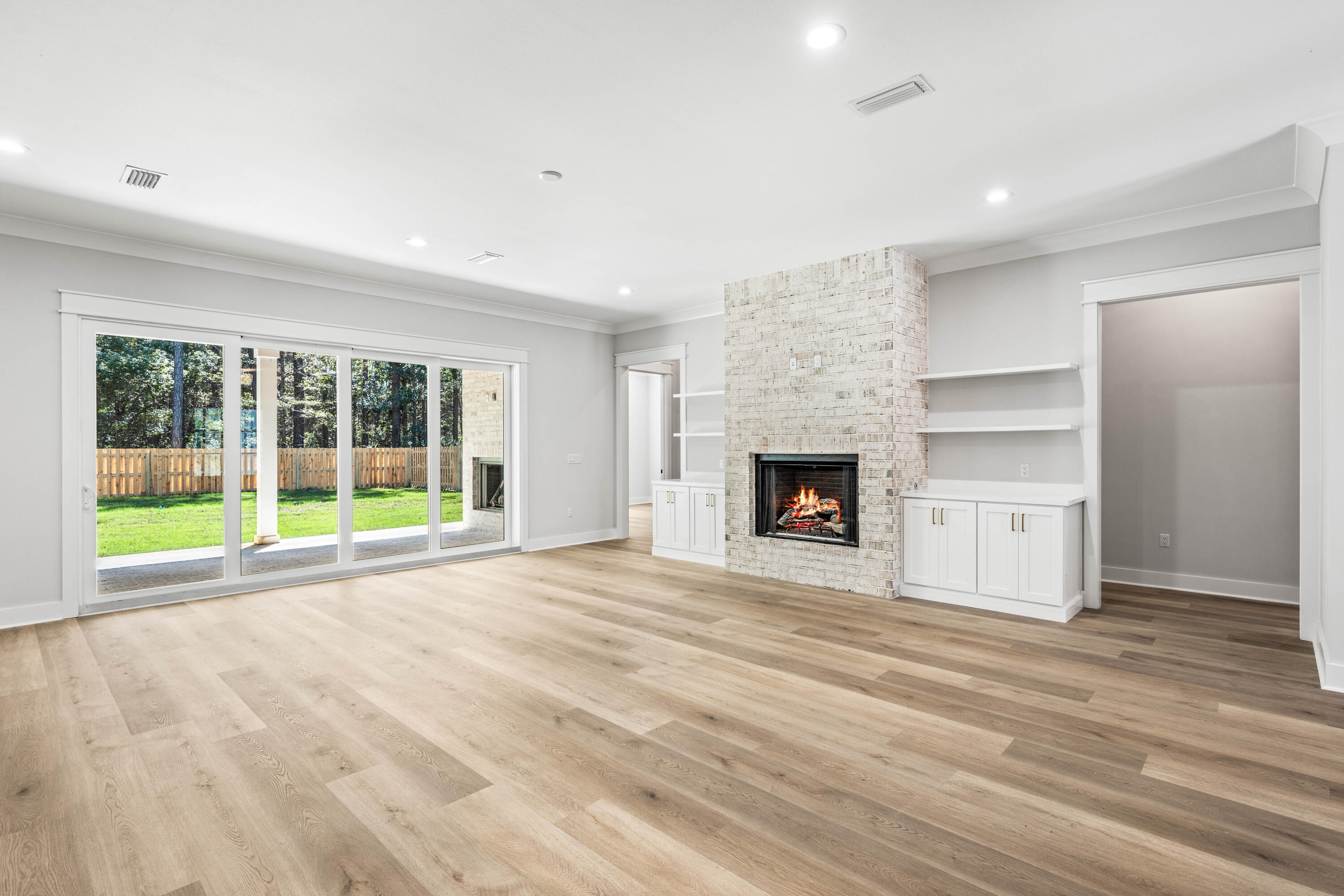 STEAMBOAT LANDING - Residential