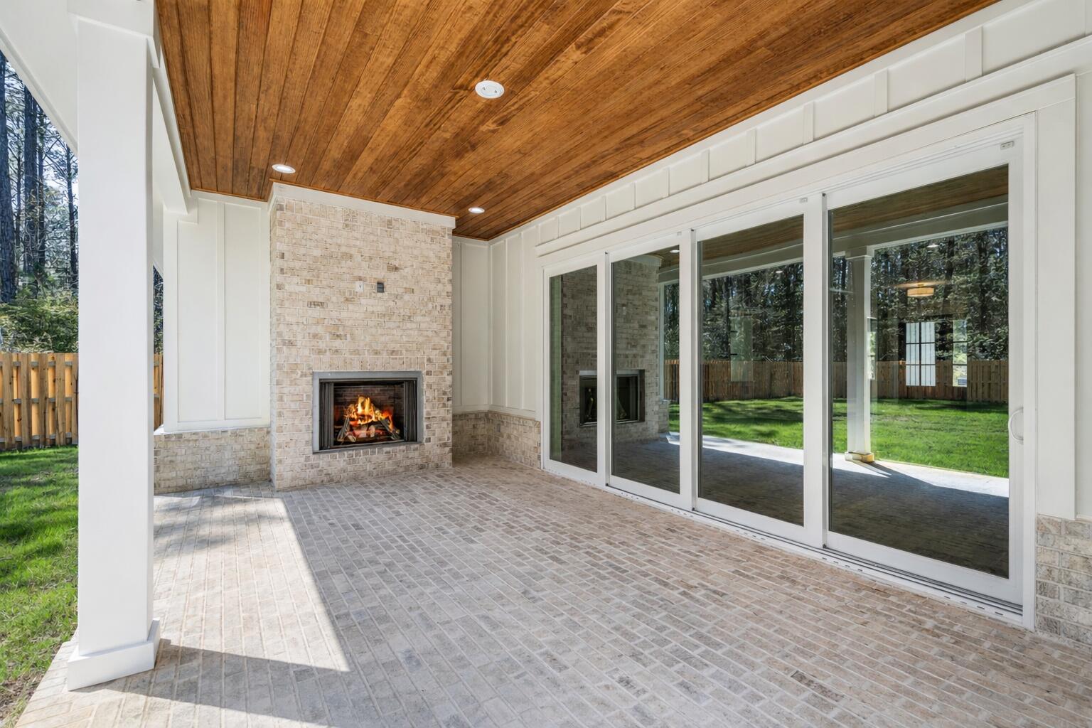 STEAMBOAT LANDING - Residential