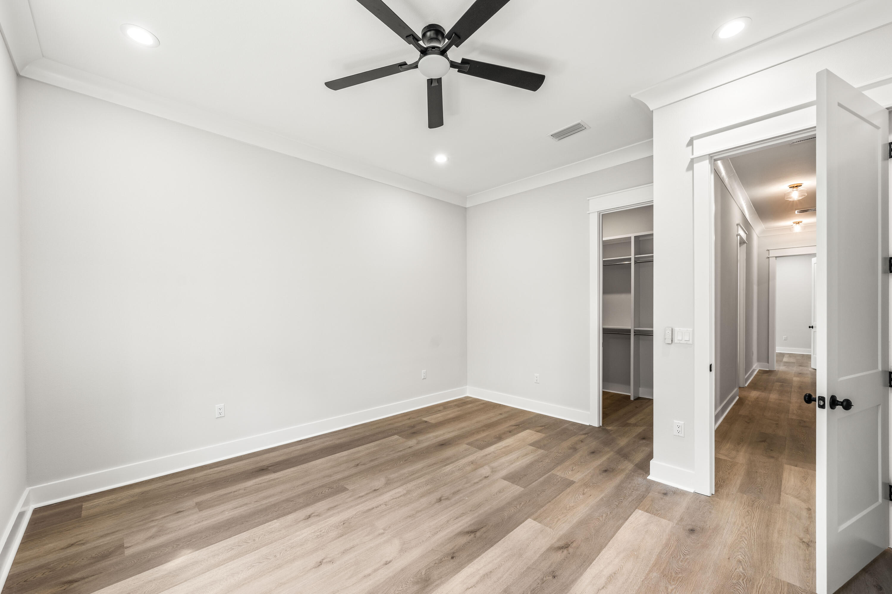 STEAMBOAT LANDING - Residential