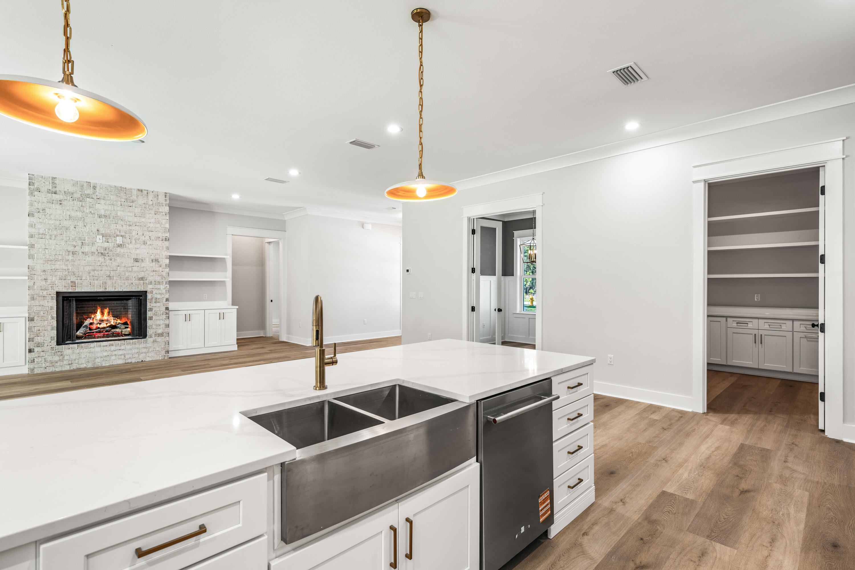 STEAMBOAT LANDING - Residential