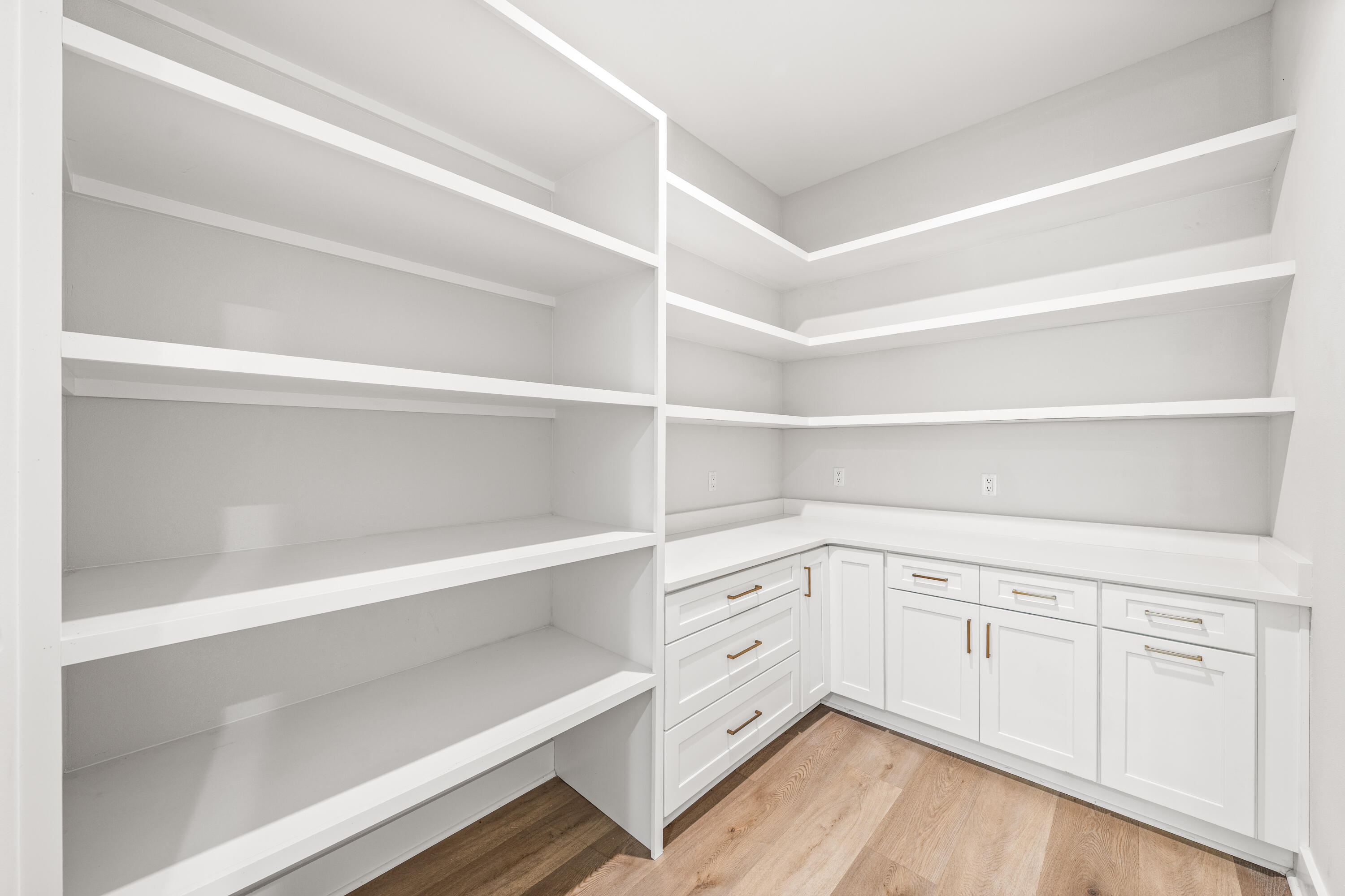 STEAMBOAT LANDING - Residential