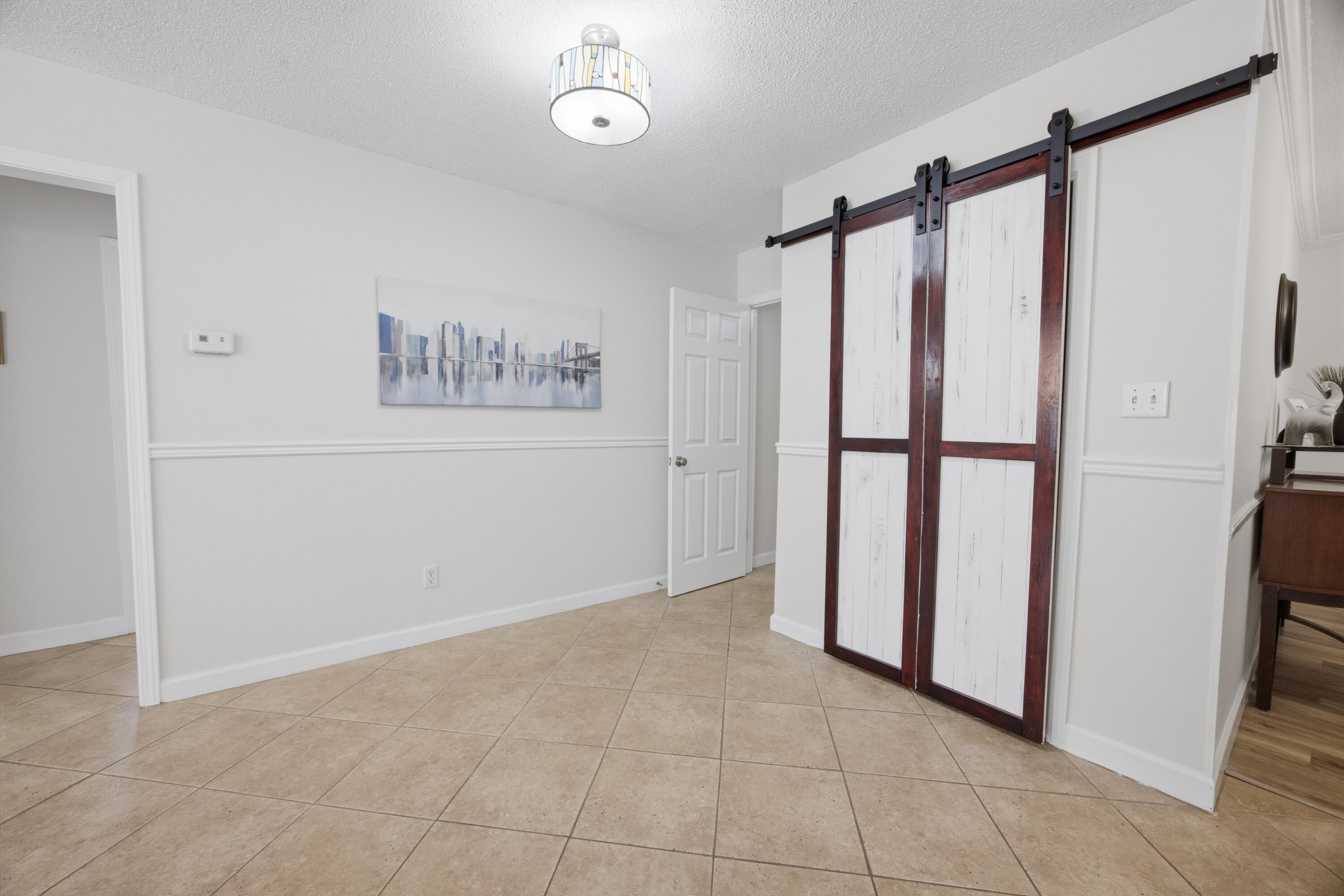 LAKE POINTE - Residential