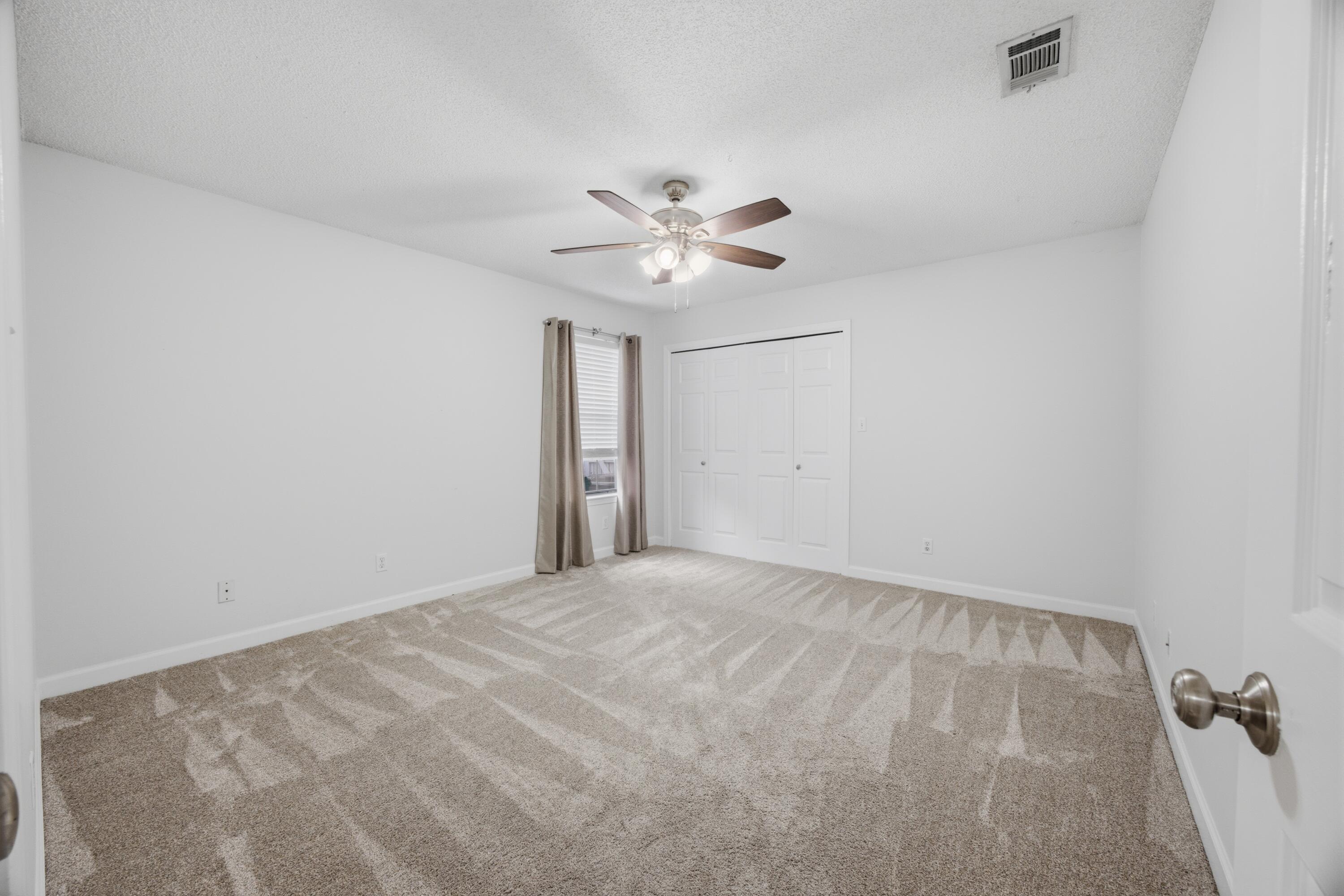 LAKE POINTE - Residential