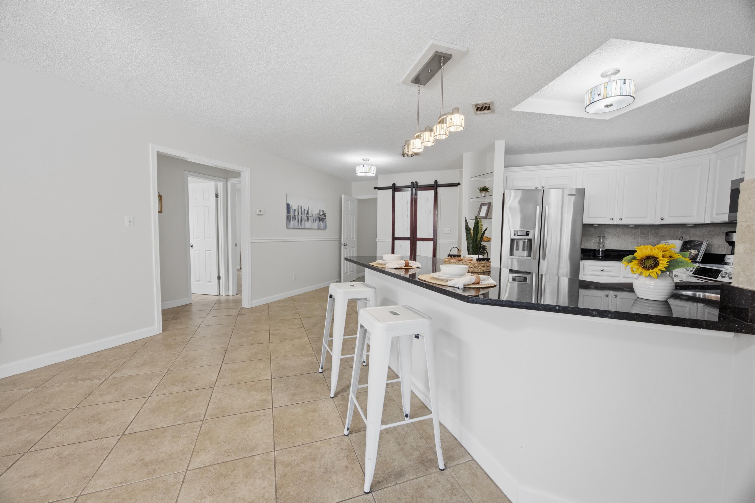 LAKE POINTE - Residential