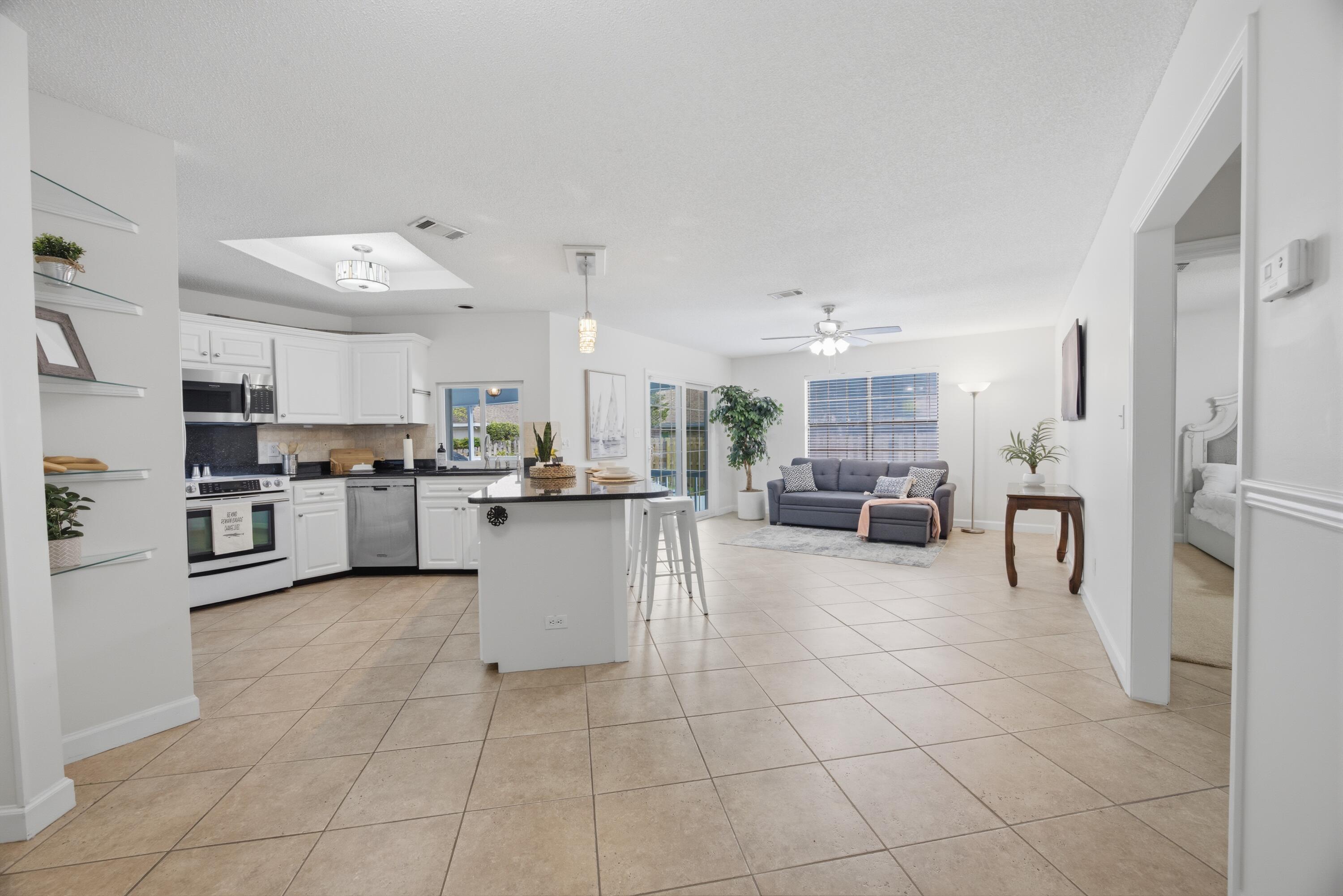 LAKE POINTE - Residential