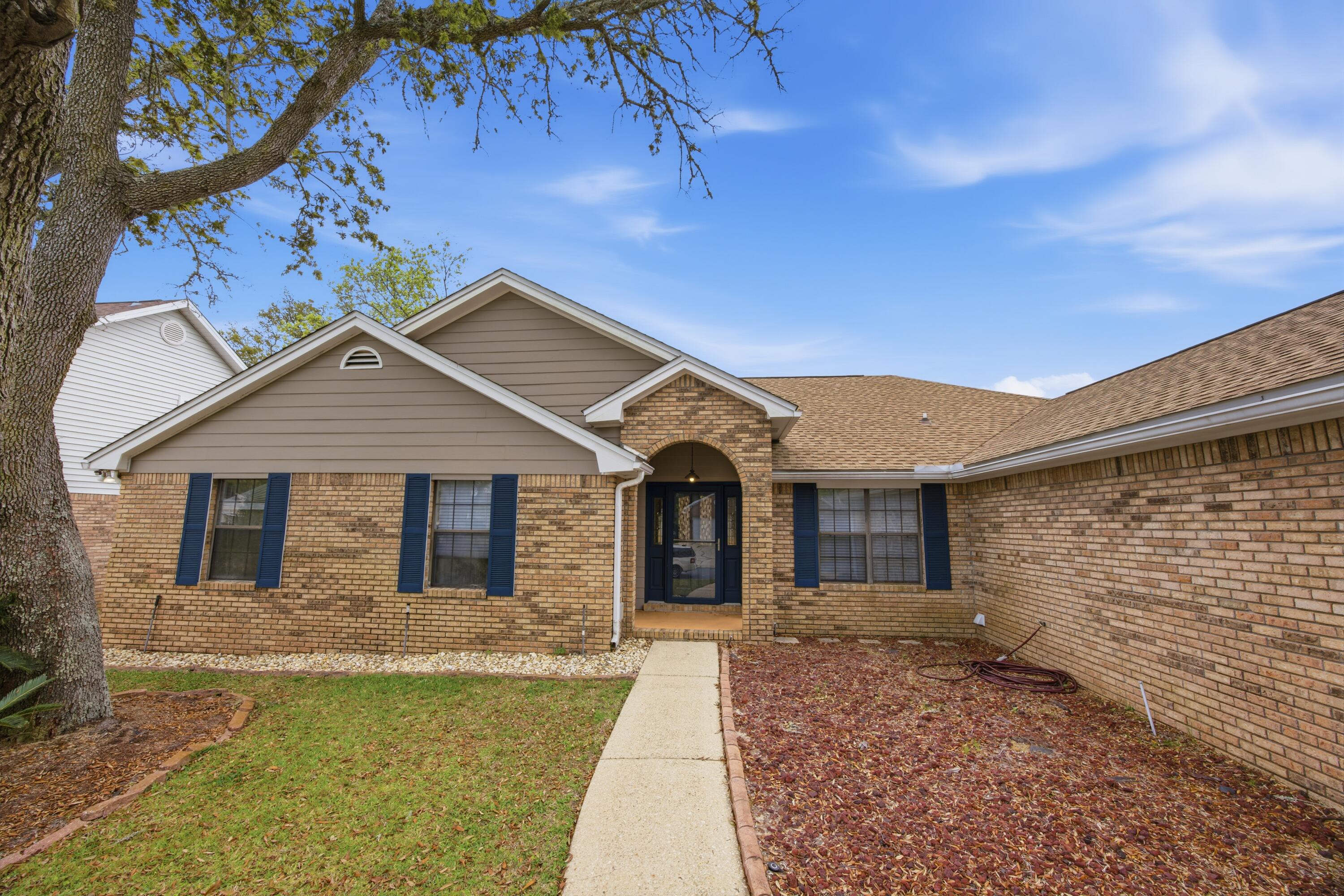 LAKE POINTE - Residential