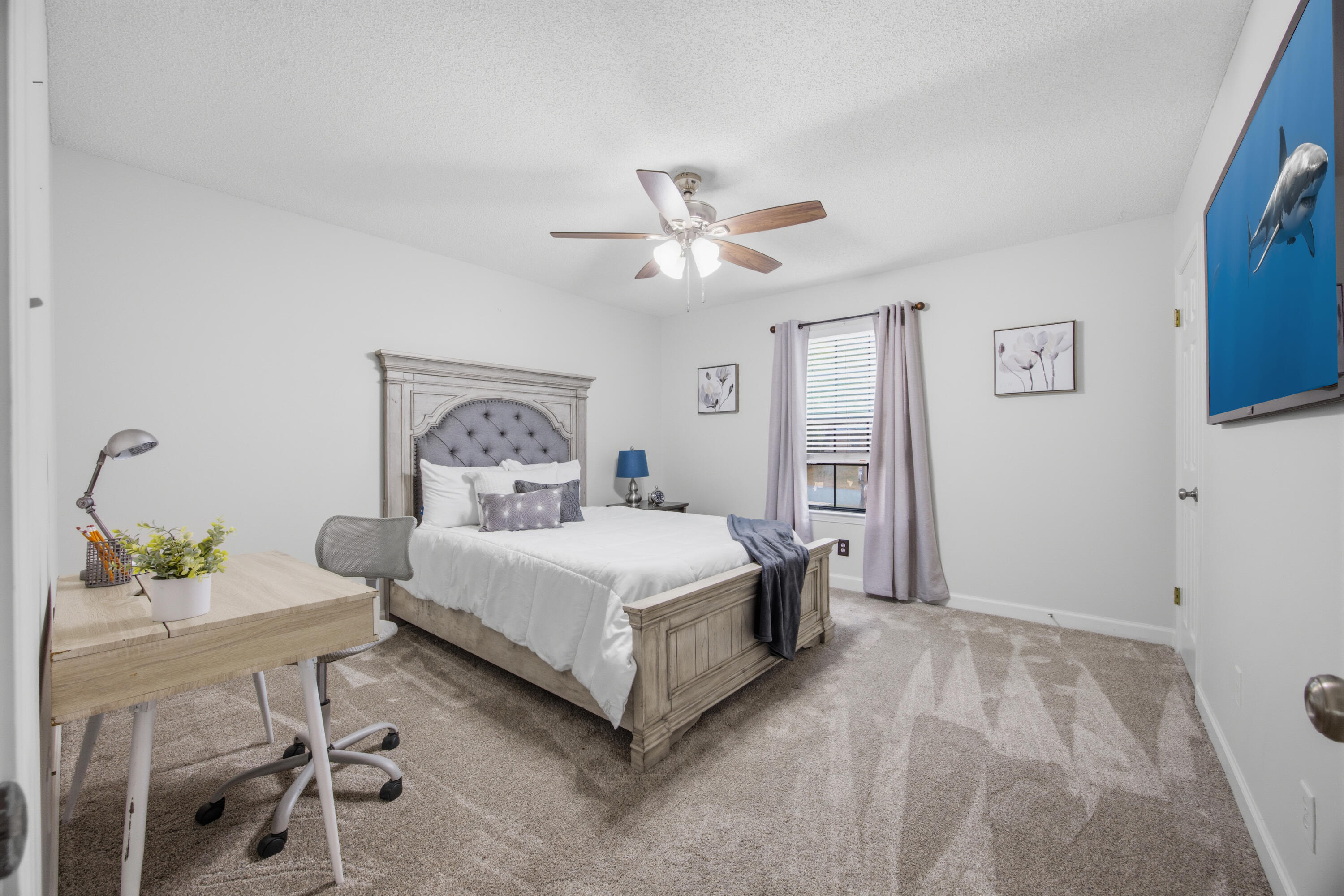 LAKE POINTE - Residential