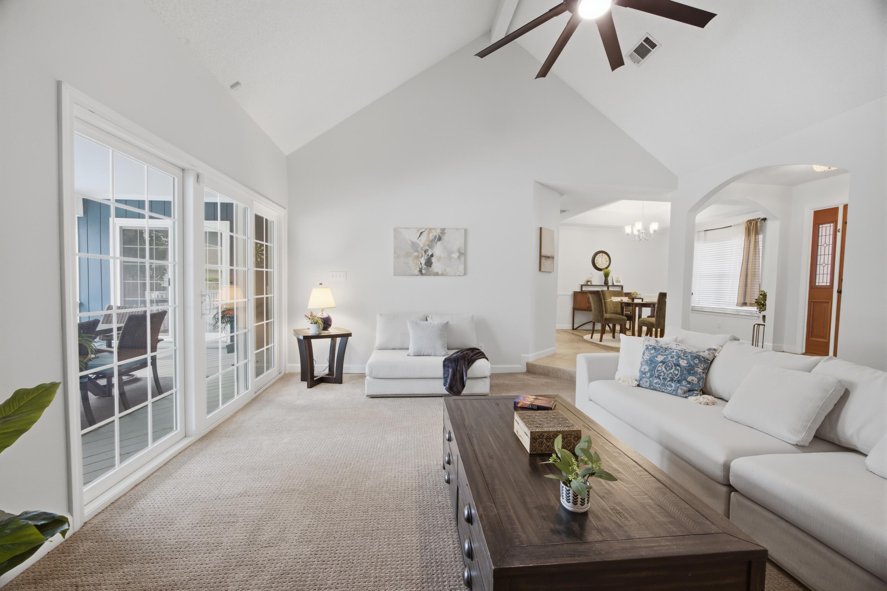 LAKE POINTE - Residential