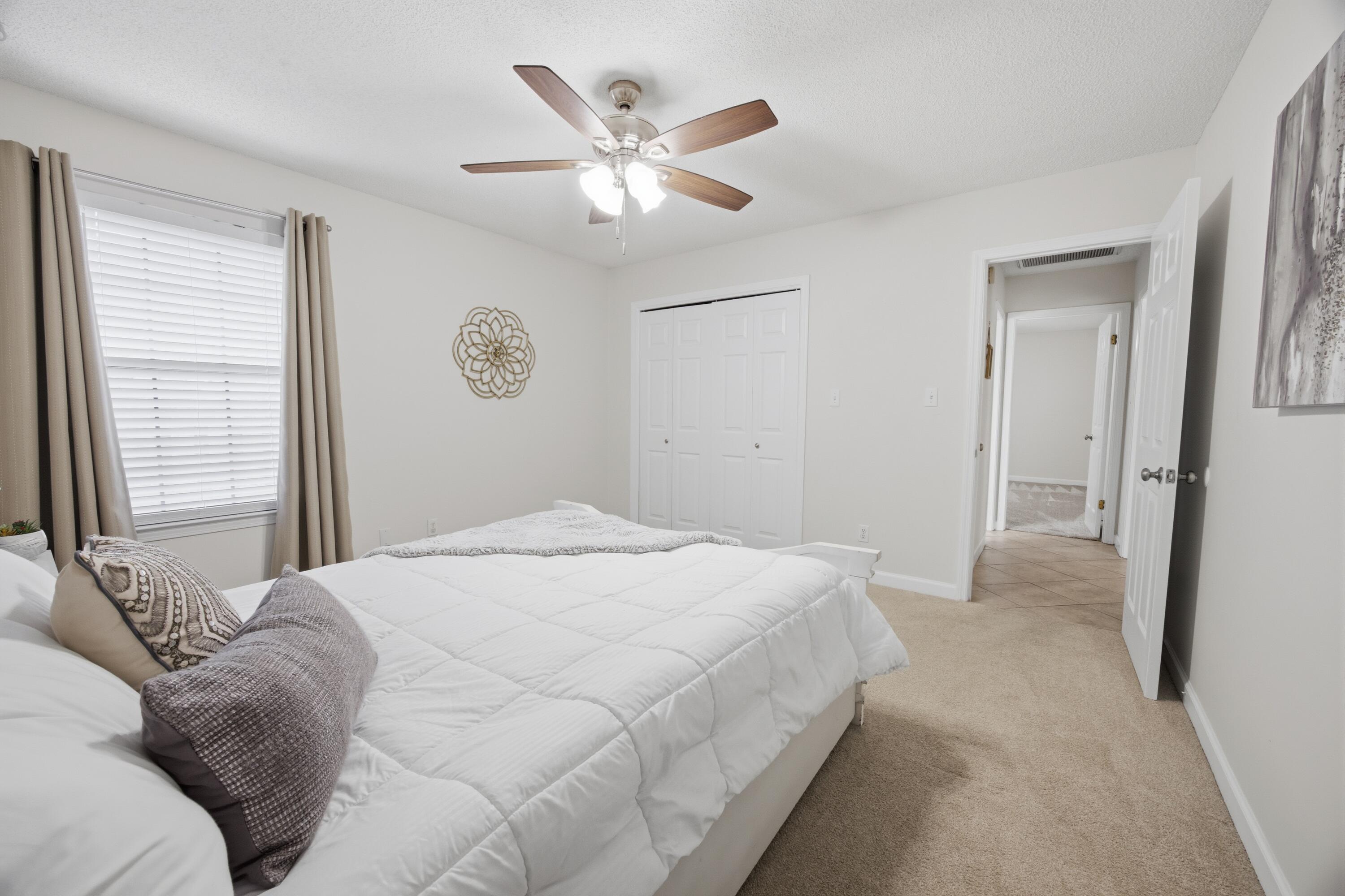 LAKE POINTE - Residential