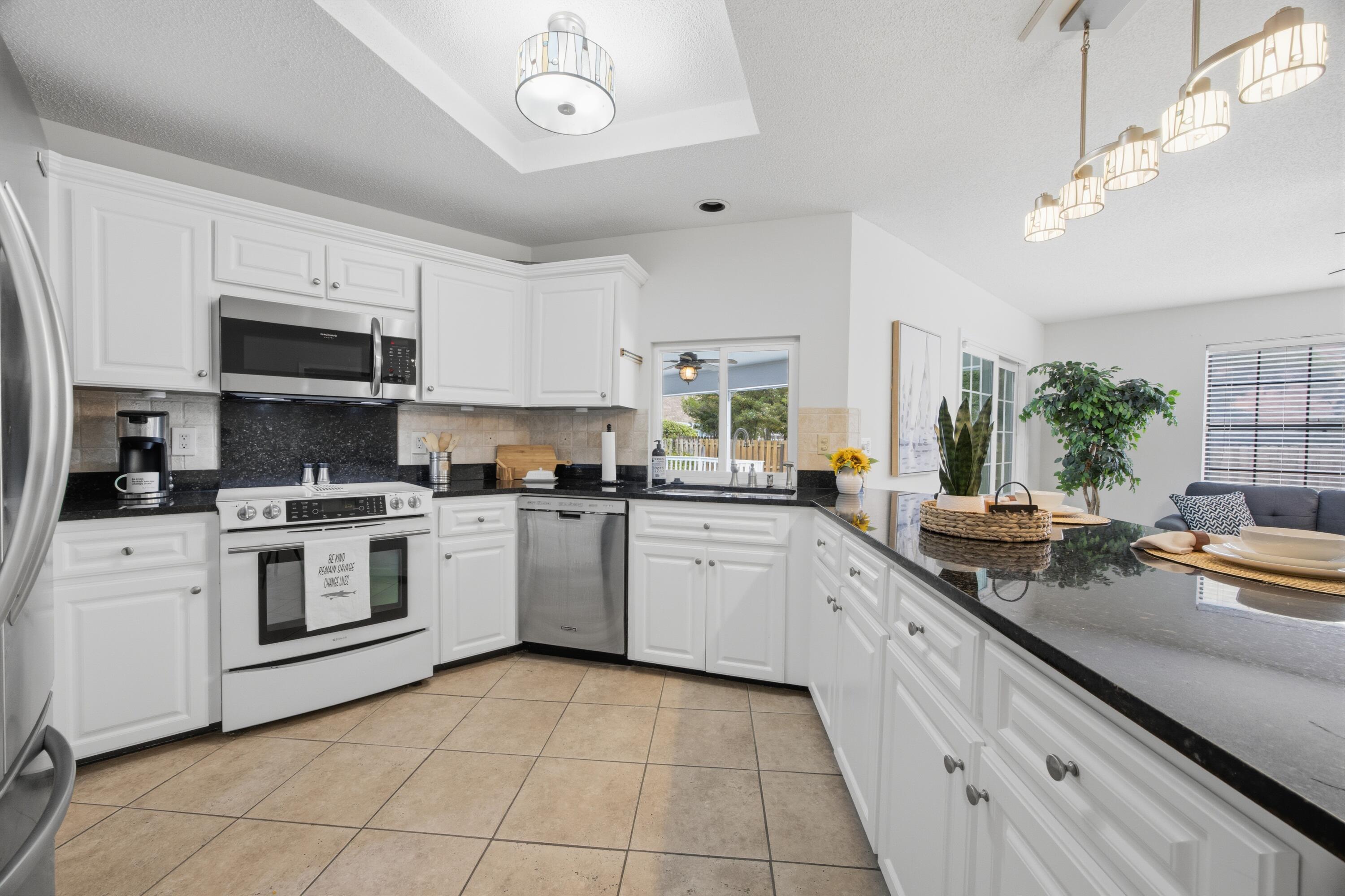 LAKE POINTE - Residential