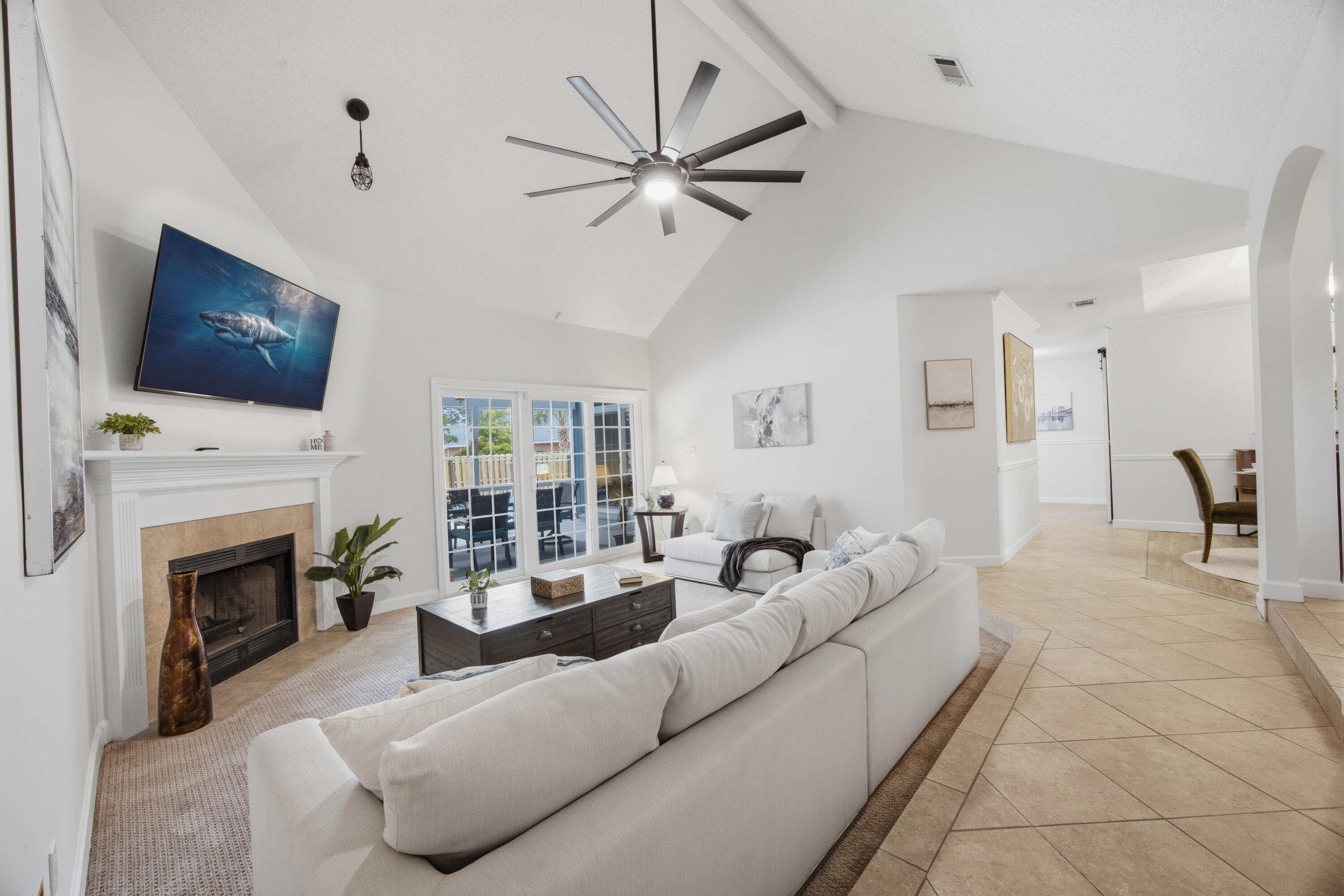 LAKE POINTE - Residential