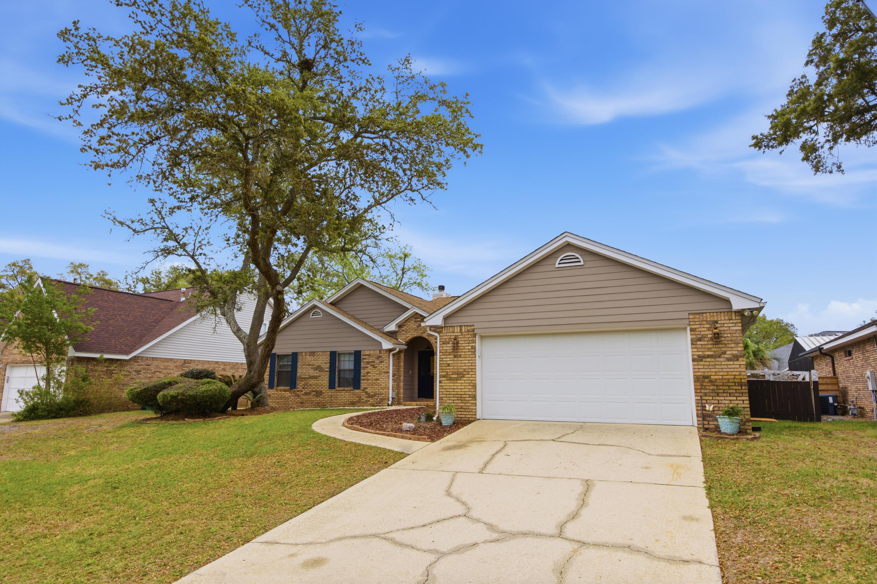 LAKE POINTE - Residential