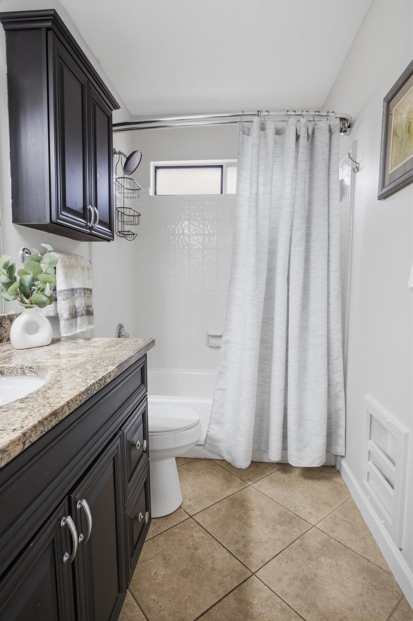 LAKE POINTE - Residential