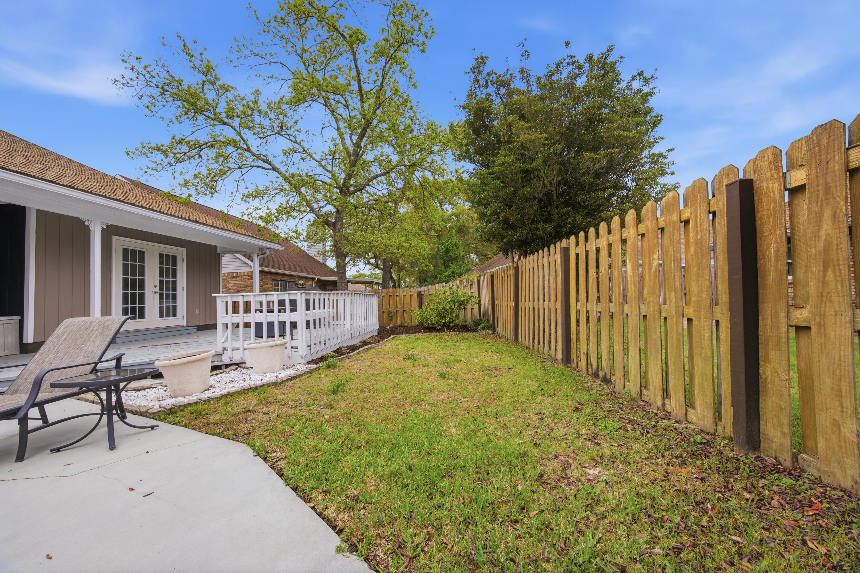 LAKE POINTE - Residential