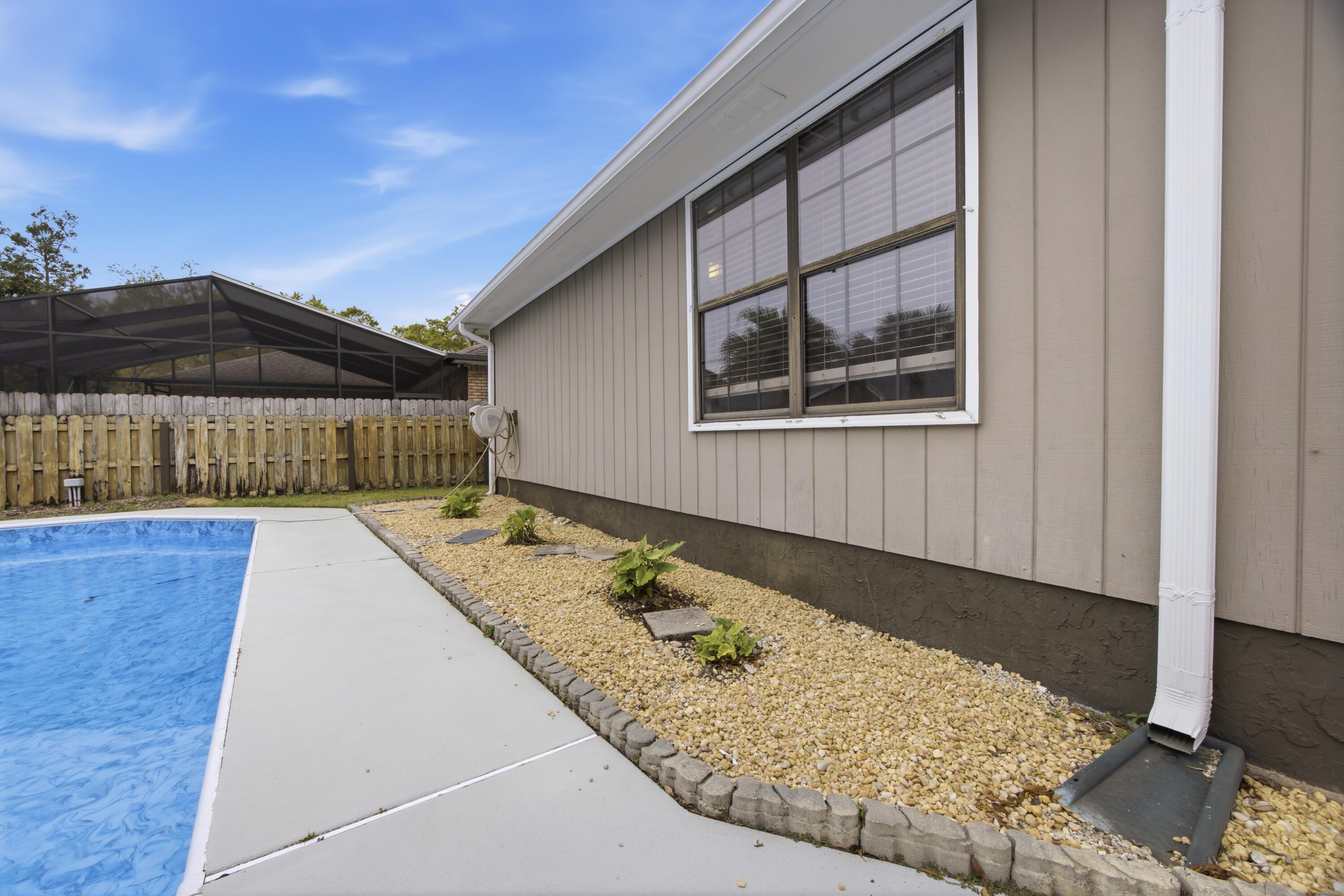 LAKE POINTE - Residential