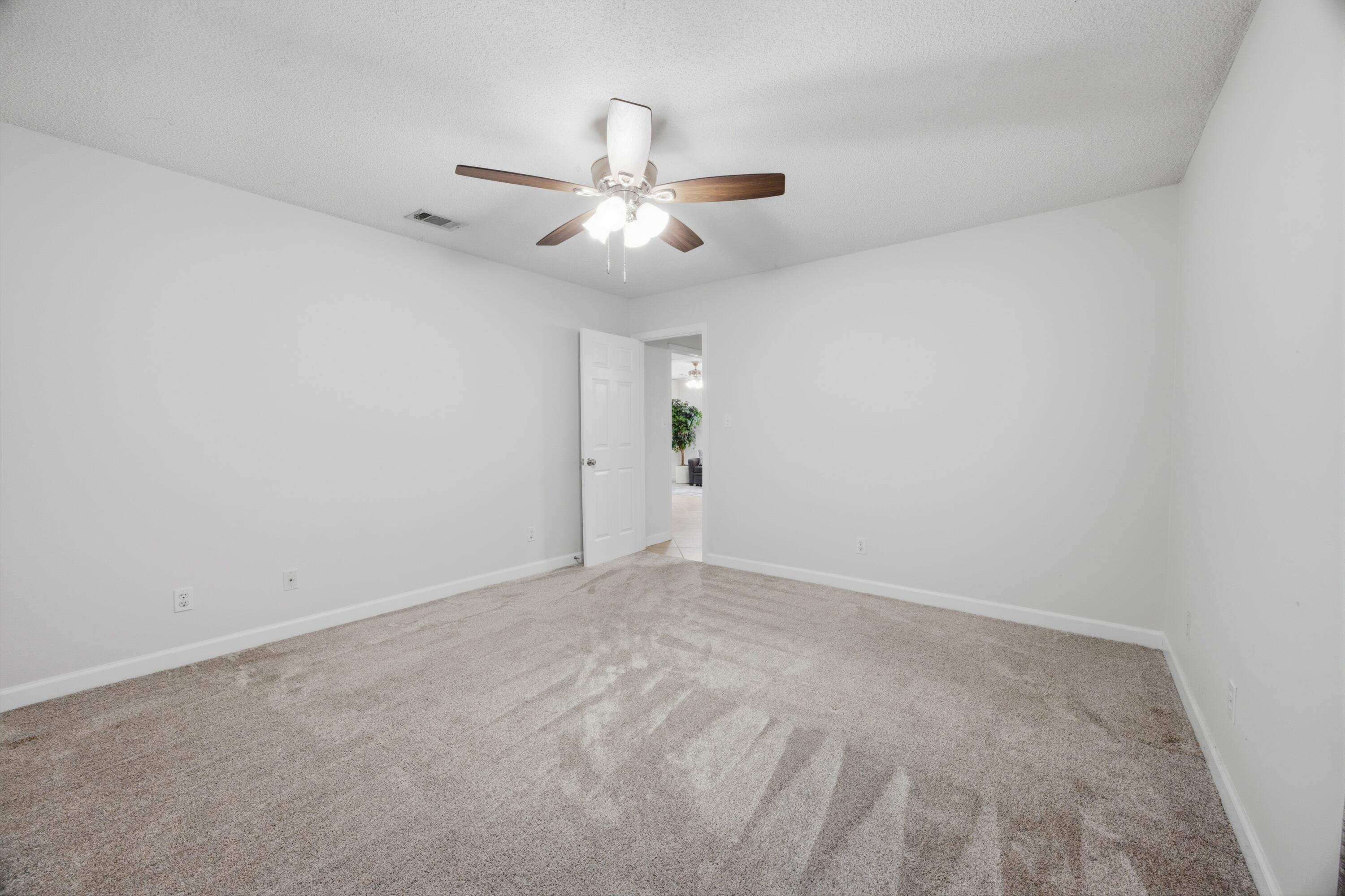 LAKE POINTE - Residential