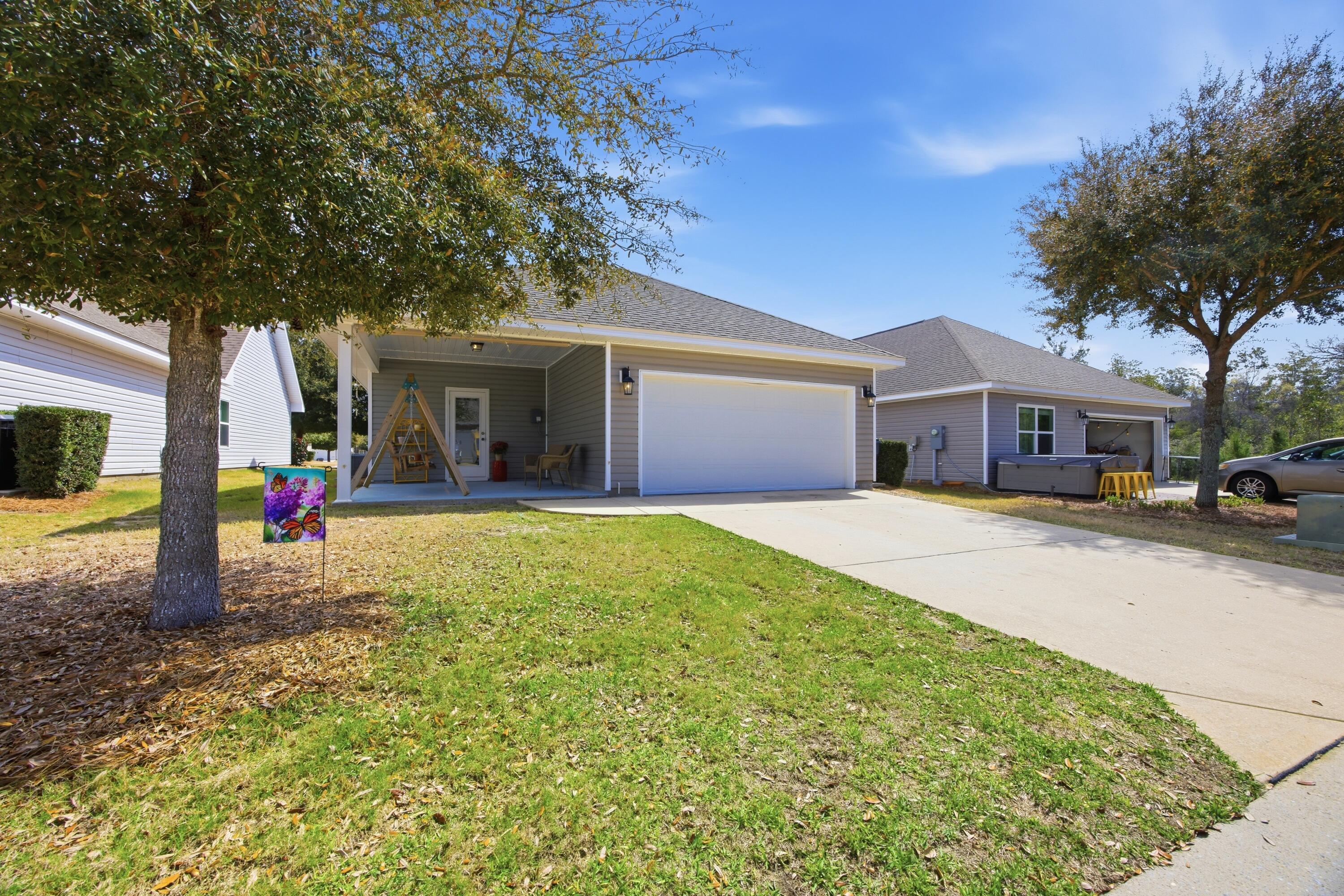 HAMMOCK BAY - Residential