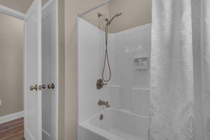 CASA LOMA S/D - Residential