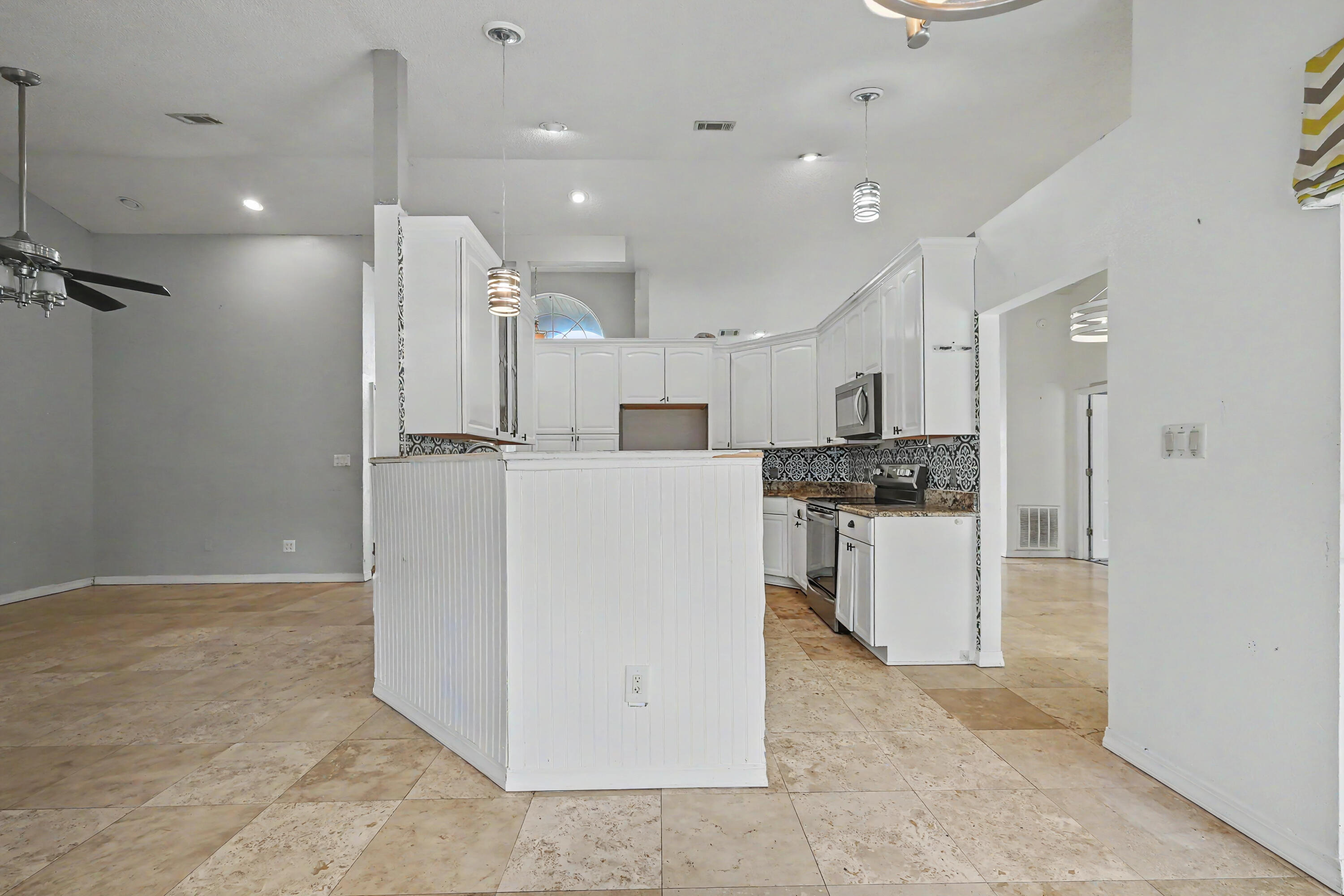 TIGER POINT VILLAGE 1 - 3 - Residential